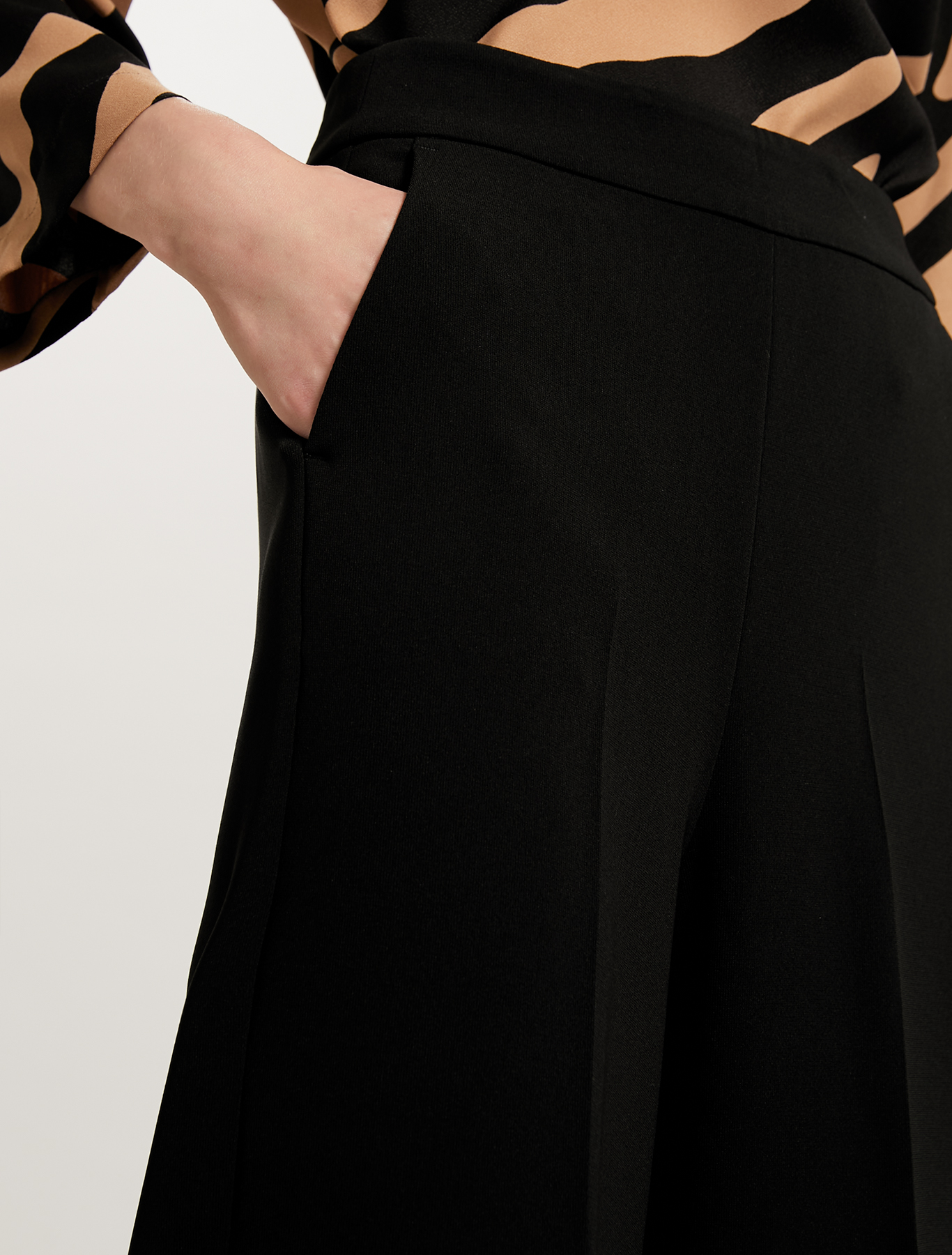 Fluid cropped trousers, black - Pennyblack Fluid cropped trousers - black - pennyblack