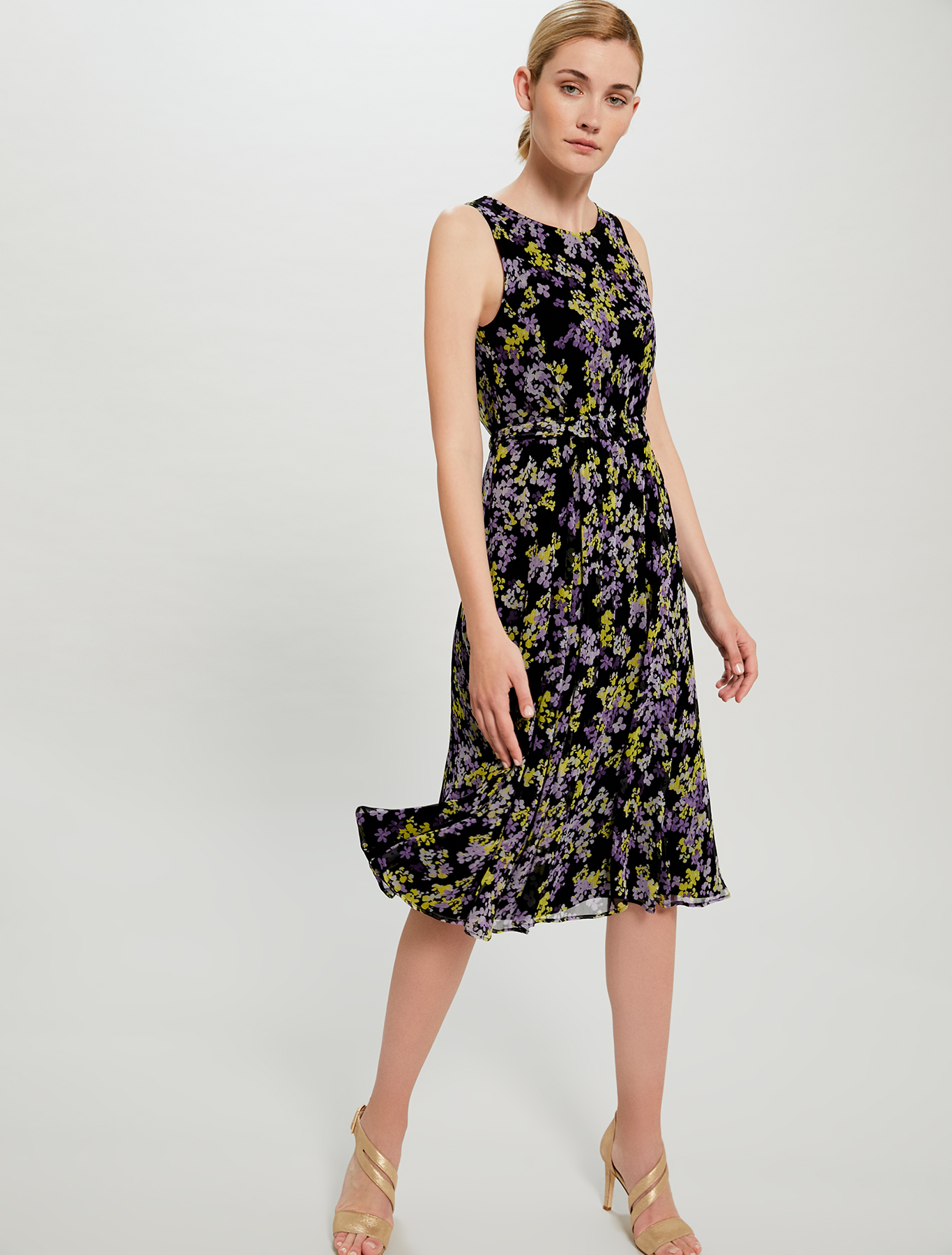 Abito floreale con lacci, fantasia nero - Pennyblack Abito floreale con lacci - fantasia nero - pennyblack
