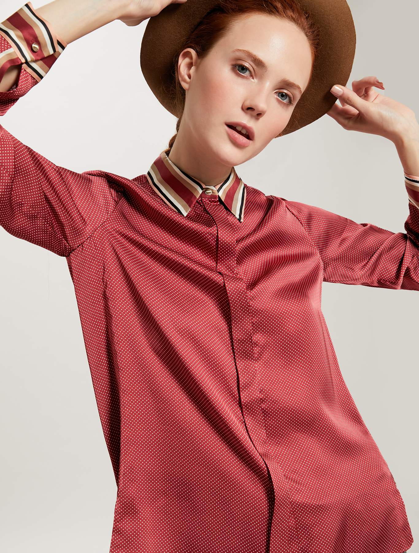 Camicia in raso stampa foulard, fantasia rosso - Pennyblack Camicia in raso stampa foulard - fantasia rosso - pennyblack