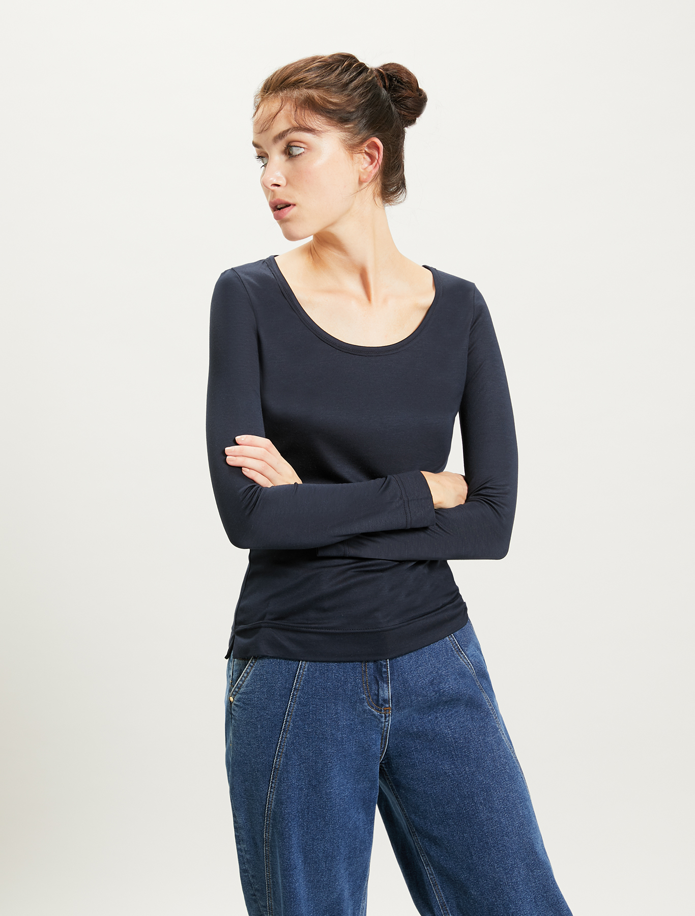 T-shirt con profilo in crêpe, blu marino - Pennyblack T-shirt con profilo in crêpe - blu marino - pennyblack