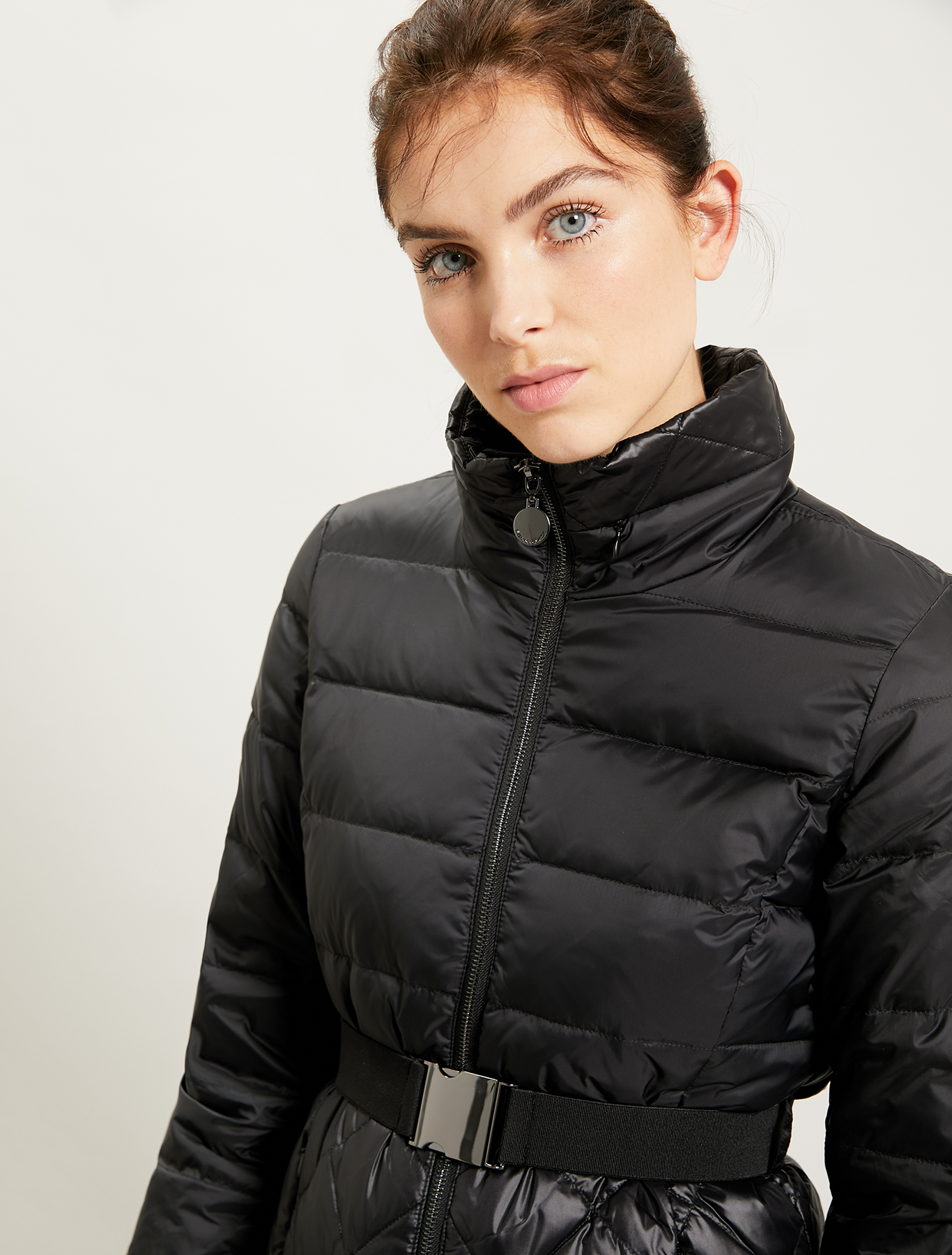 Slim fit matt-glossy down jacket, black - Pennyblack Slim fit matt-glossy down jacket - black - pennyblack