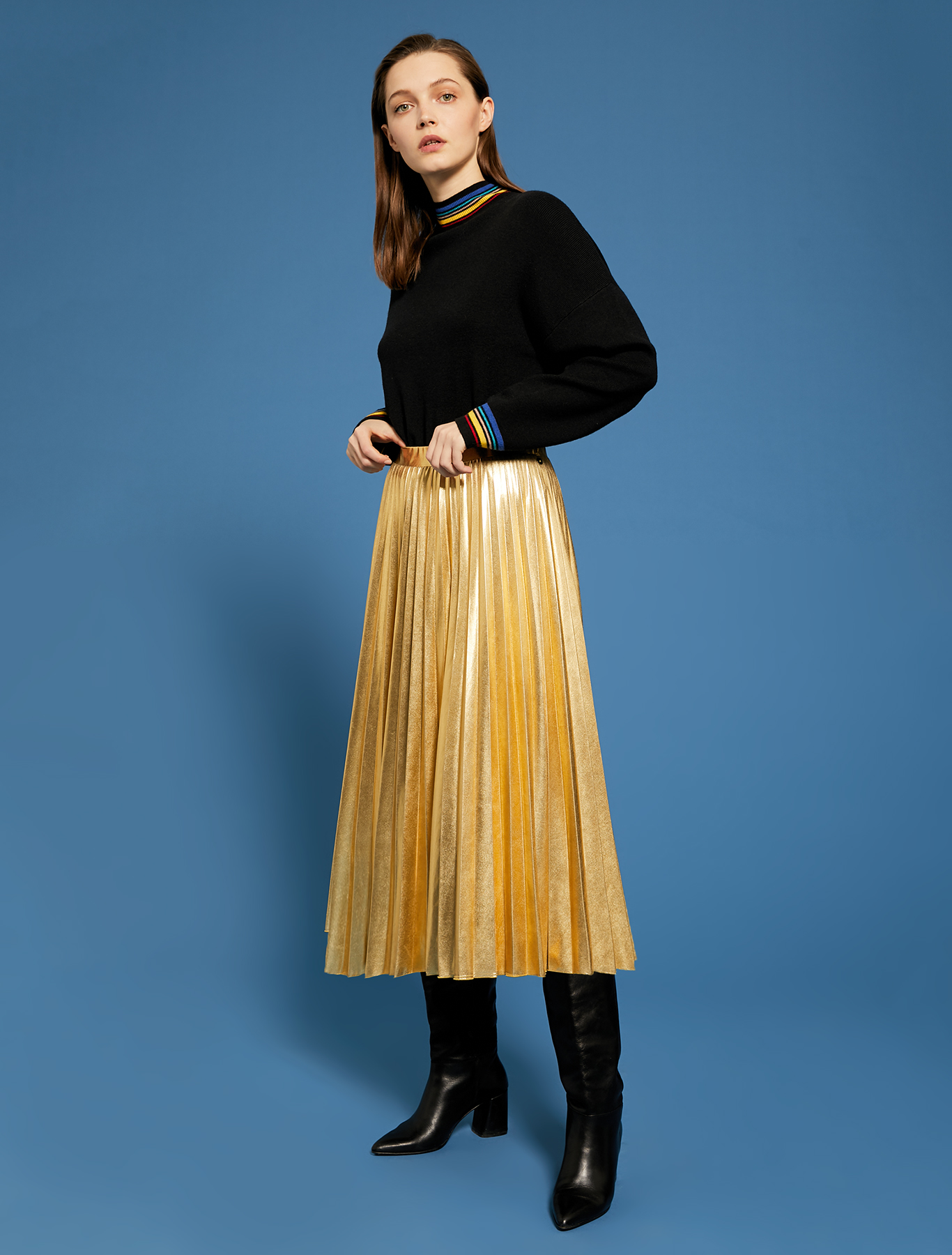 Laminated pleated midi skirt, gold - Pennyblack Laminated pleated midi skirt - gold - pennyblack