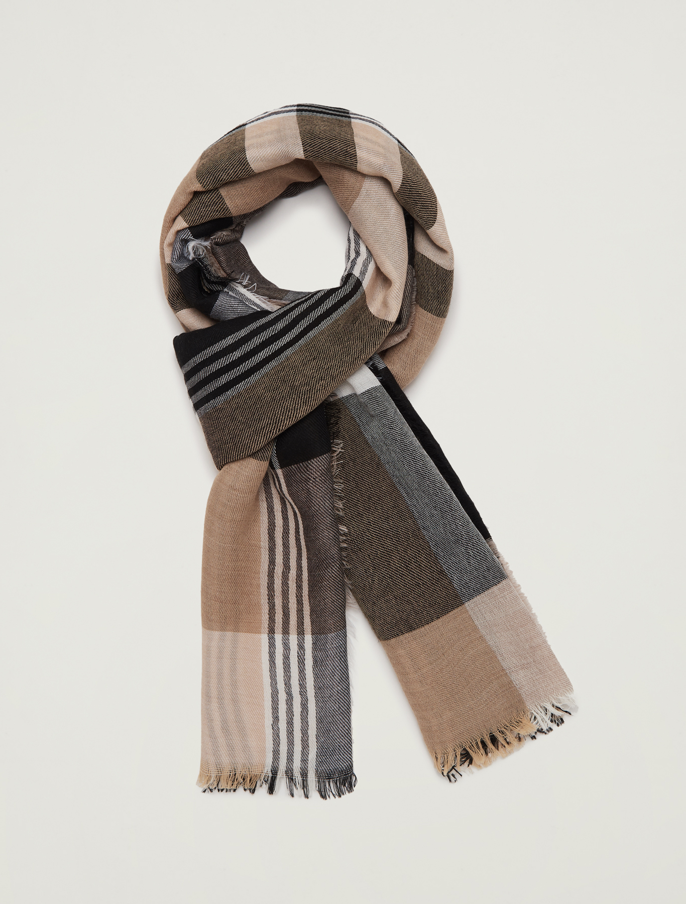 Checked scarf, black - Pennyblack