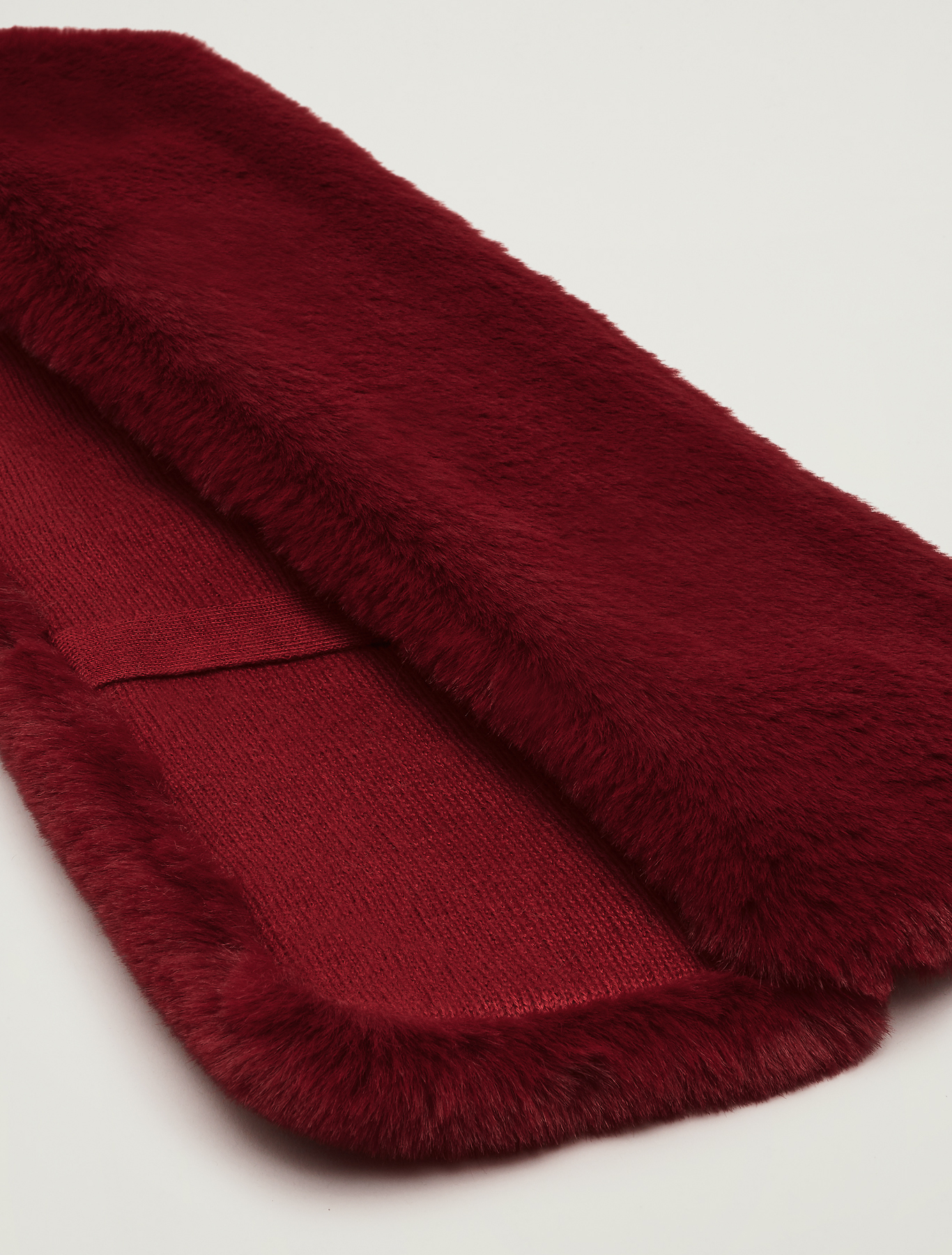 Plush collar with knit, red - Pennyblack Plush collar with knit - red - pennyblack