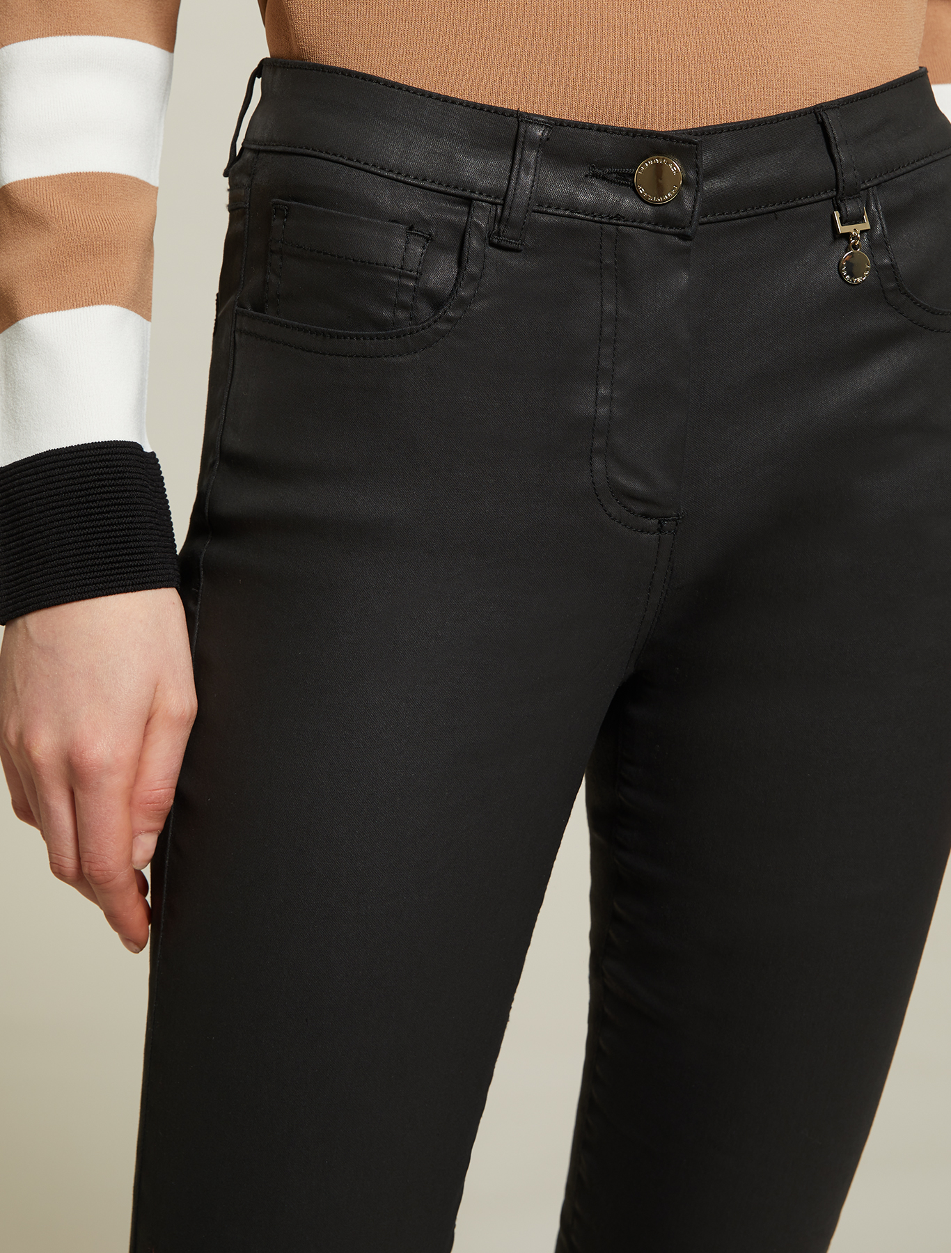 Skinny pants in cotton satin, black - Pennyblack Skinny pants in cotton satin - black - pennyblack