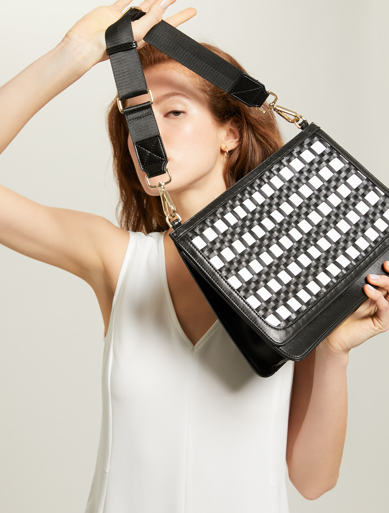 Gusseted, woven bag, white - Pennyblack Gusseted, woven bag - white - pennyblack