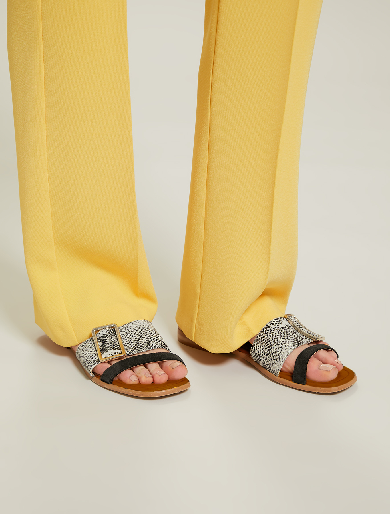 Leather slippers with buckle, black - Pennyblack Leather slippers with buckle - black - pennyblack