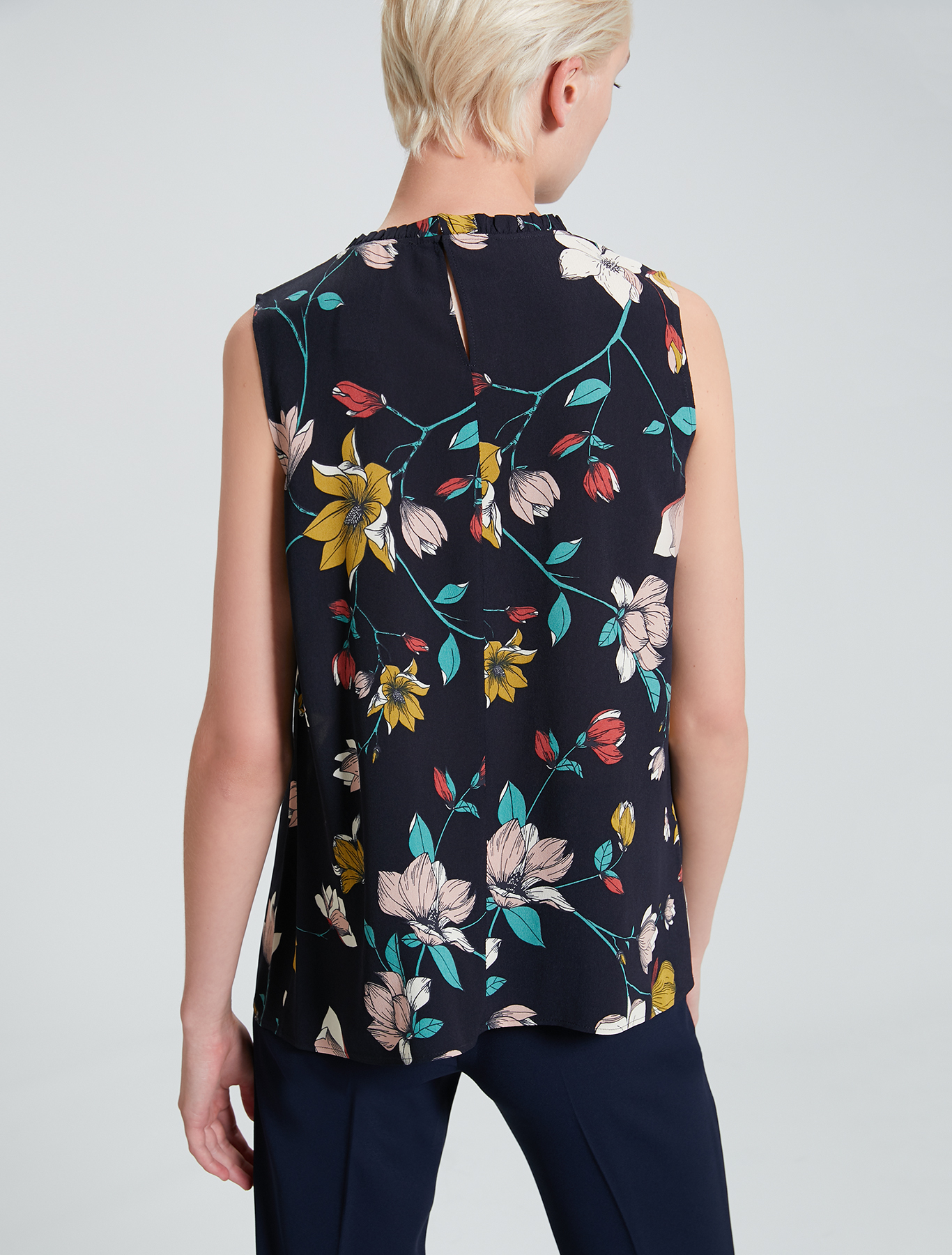Floral crêpe de Chine top, navy blue pattern - Pennyblack Floral crêpe de Chine top - navy blue pattern - pennyblack