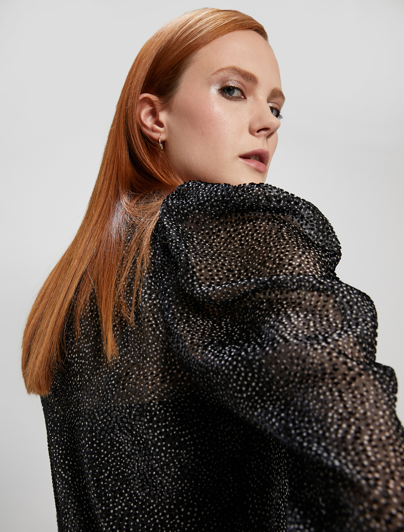 Blouse in 3D polka dot georgette, black pattern - Pennyblack Blouse in 3D polka dot georgette - black pattern - pennyblack