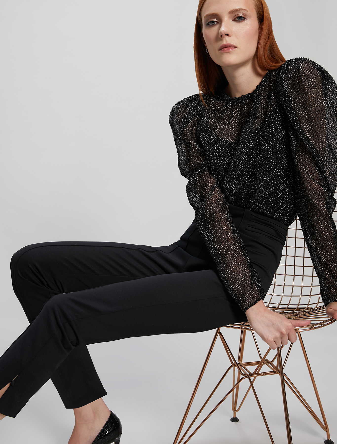 Blouse in 3D polka dot georgette, black pattern - Pennyblack Blouse in 3D polka dot georgette - black pattern - pennyblack