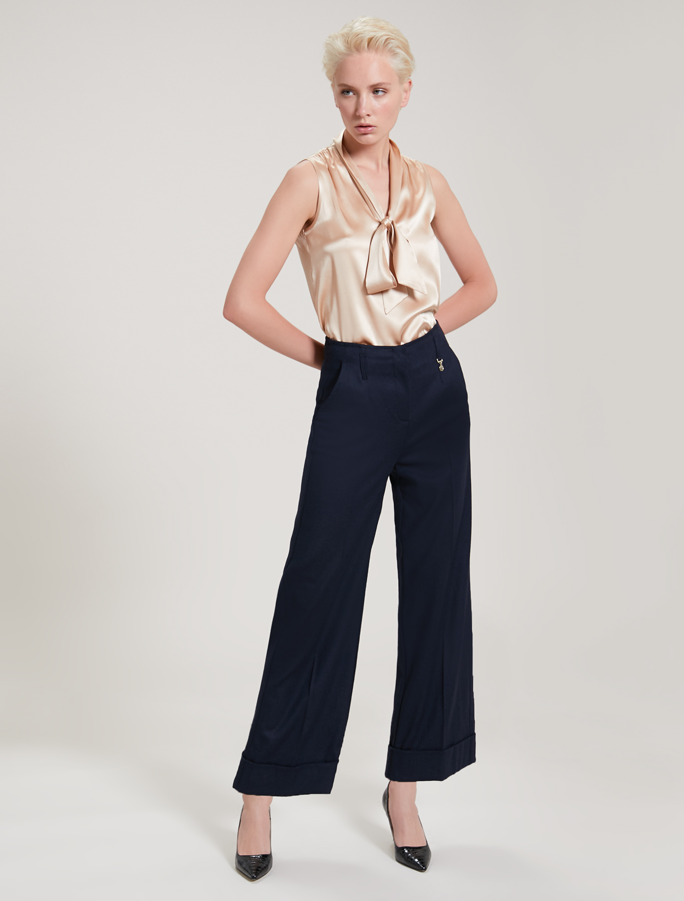 Silk satin top, beige - Pennyblack Silk satin top - beige - pennyblack