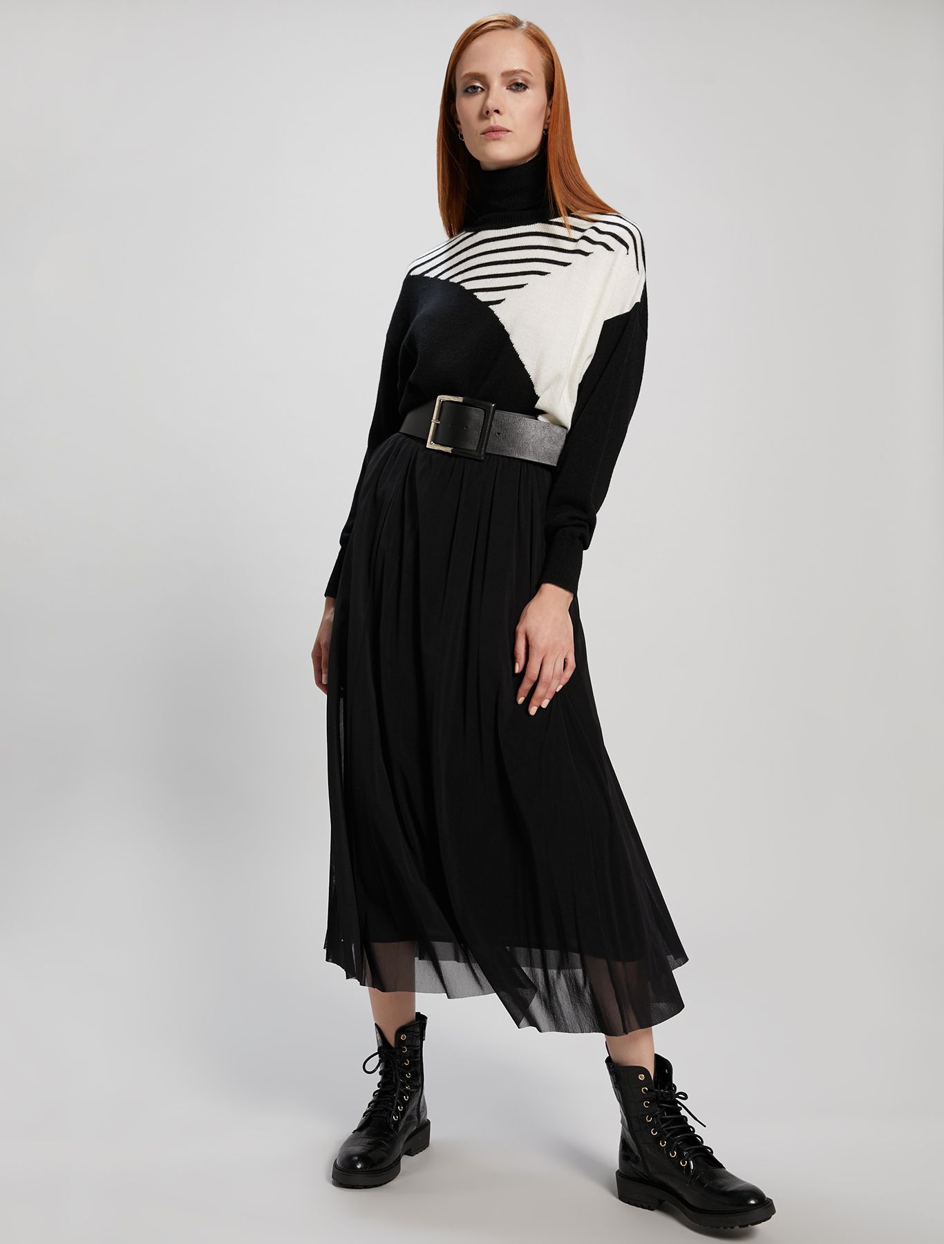 Jumper with geometric inlay, black - Pennyblack Jumper with geometric inlay - black - pennyblack