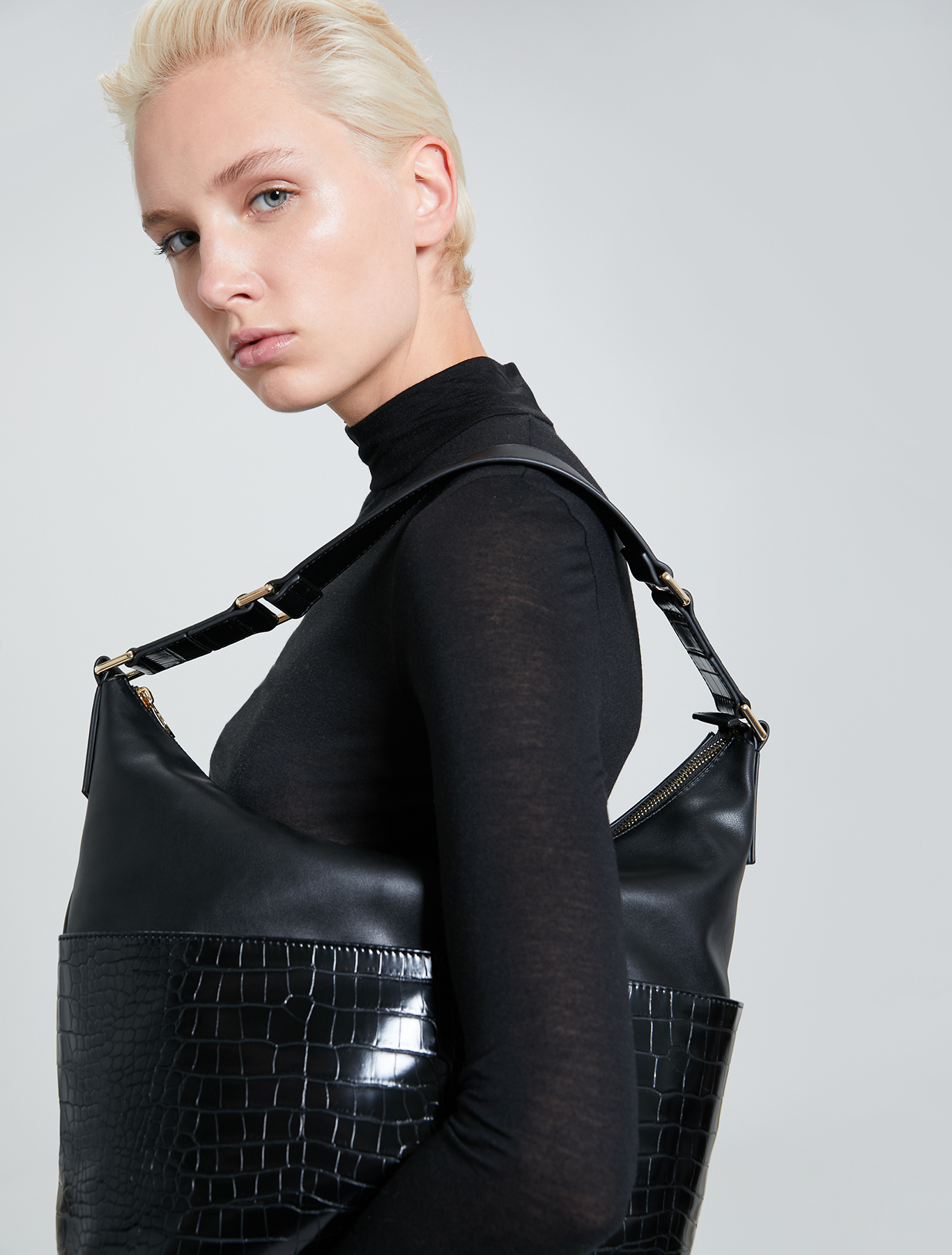 Croc-print hobo bag, black - Pennyblack Croc-print hobo bag - black - pennyblack