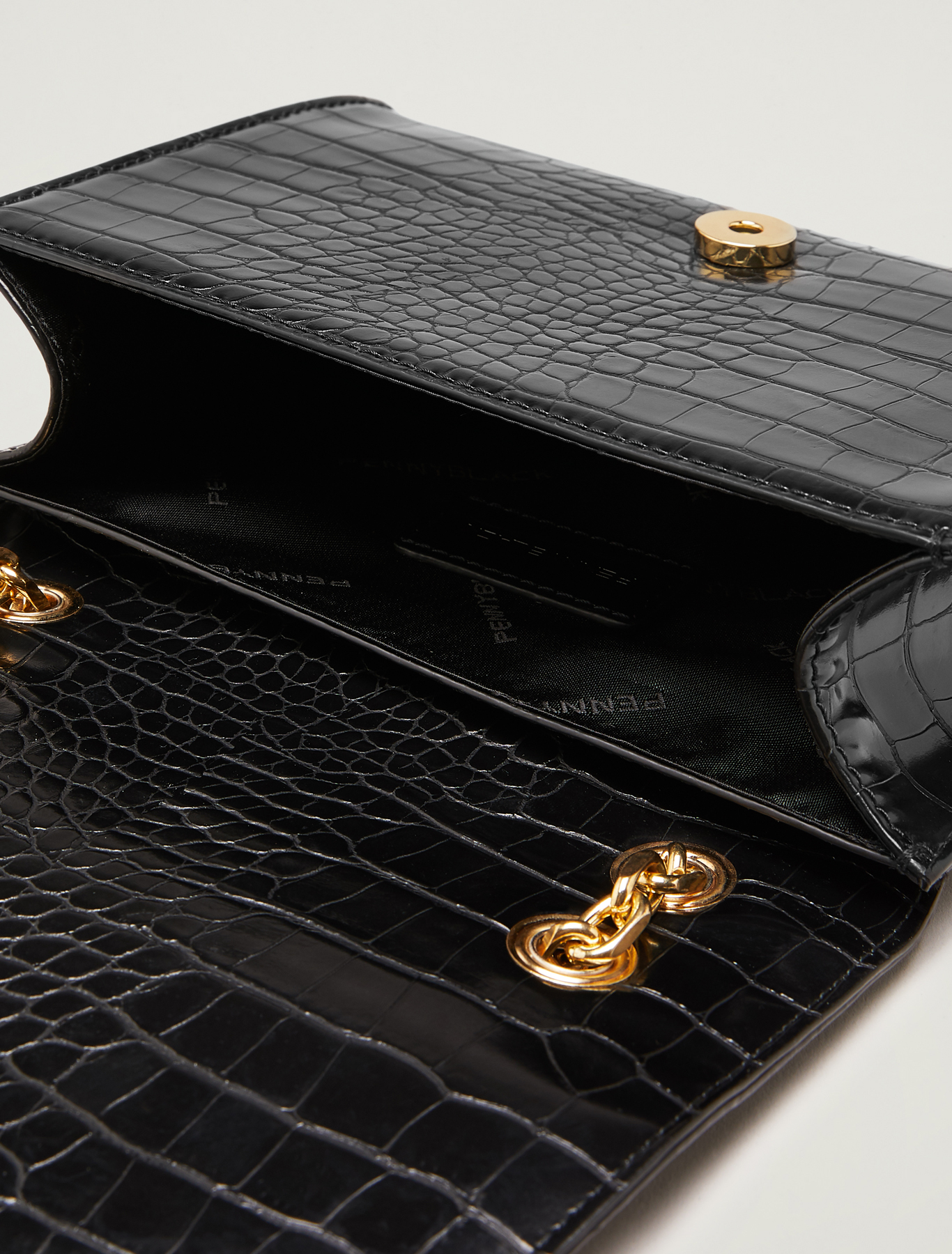 Croc-print chain bag, black - Pennyblack Croc-print chain bag - black - pennyblack