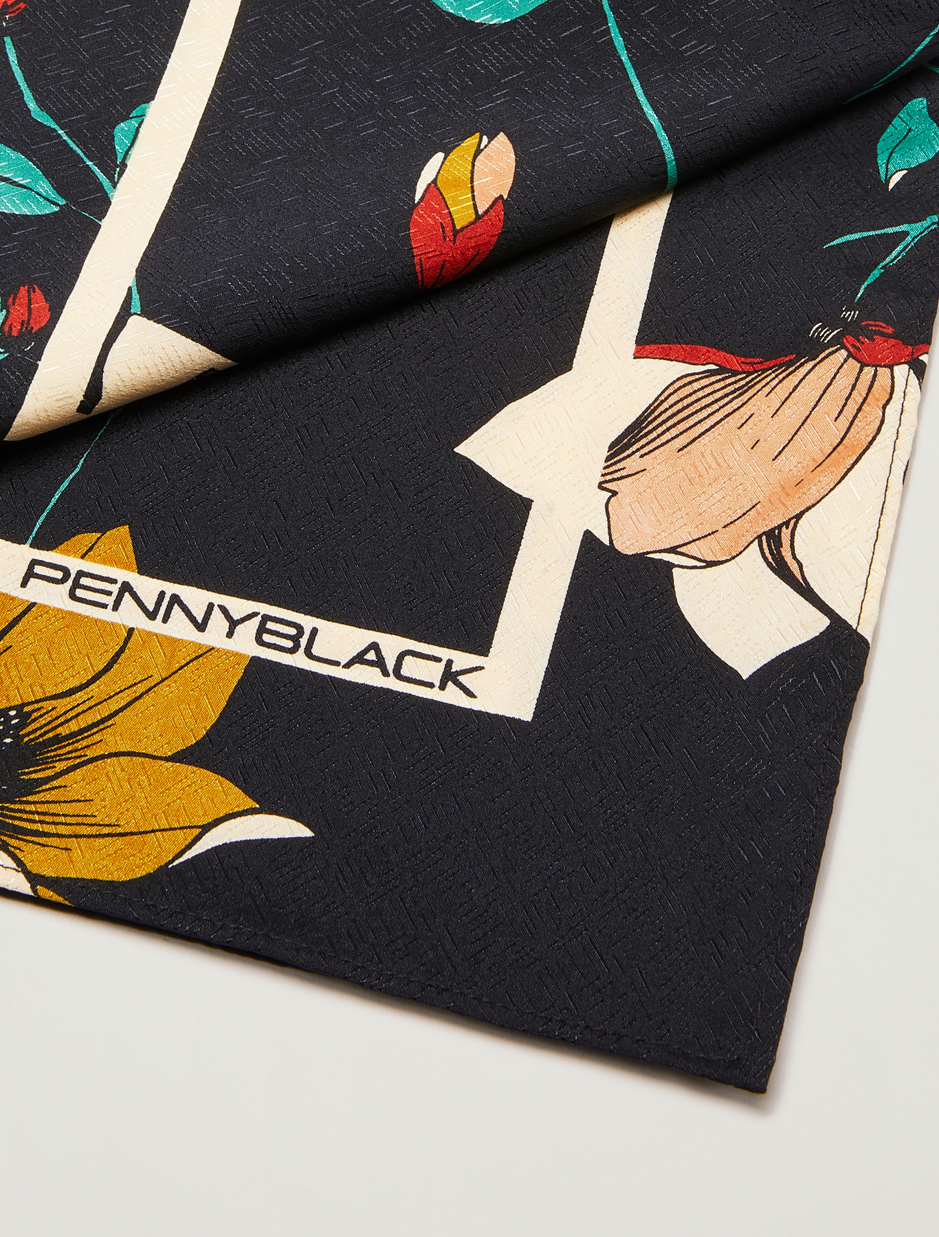 Printed jacquard stole, china blue - Pennyblack Printed jacquard stole - china blue - pennyblack