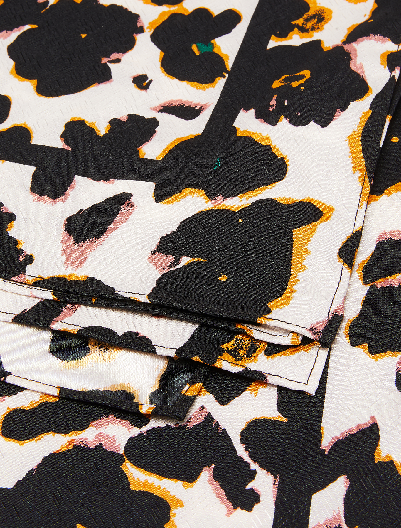 Printed jacquard stole, white - Pennyblack Printed jacquard stole - white - pennyblack
