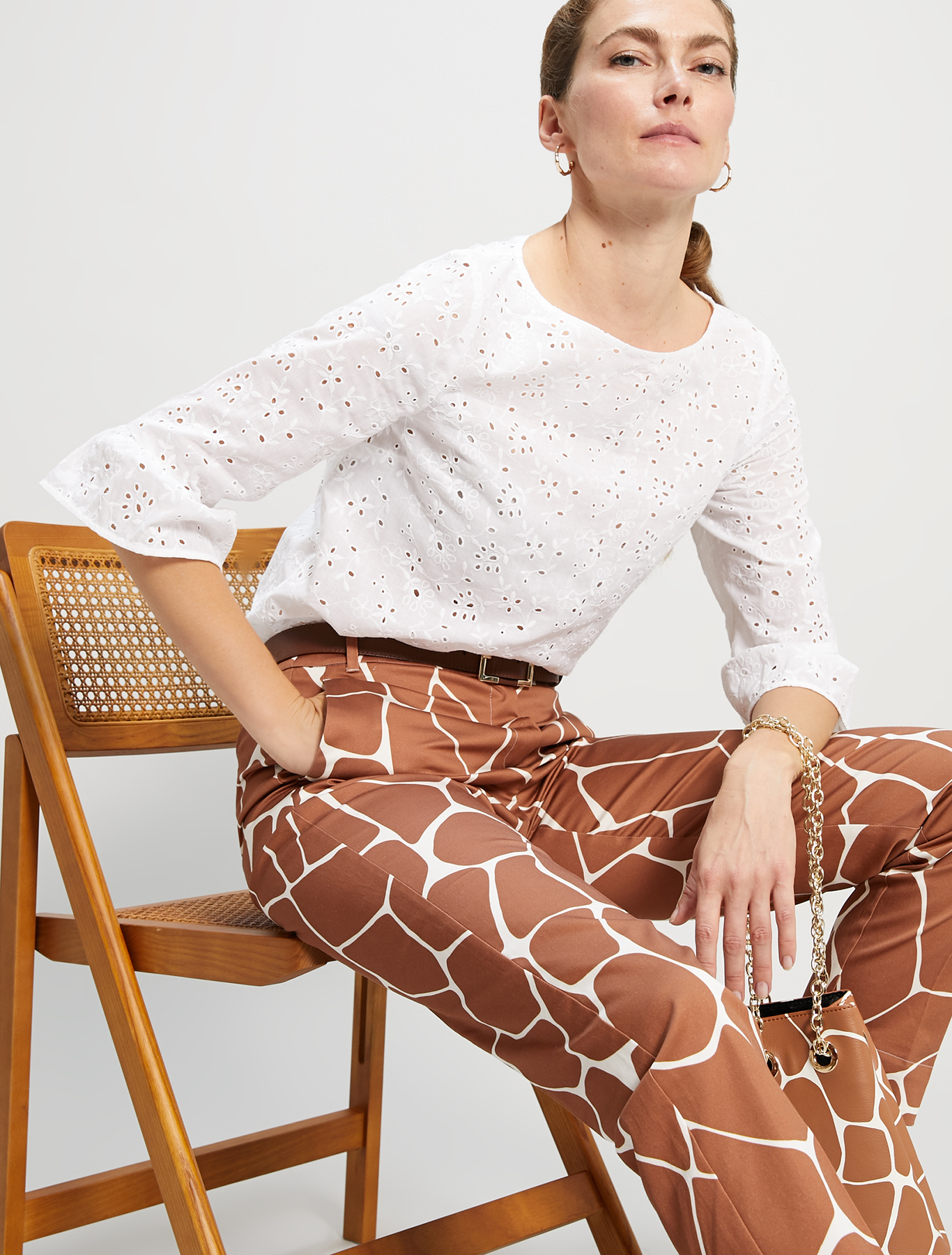 Slim cotton satin trousers, dark brown - Pennyblack Slim cotton satin trousers - dark brown - pennyblack