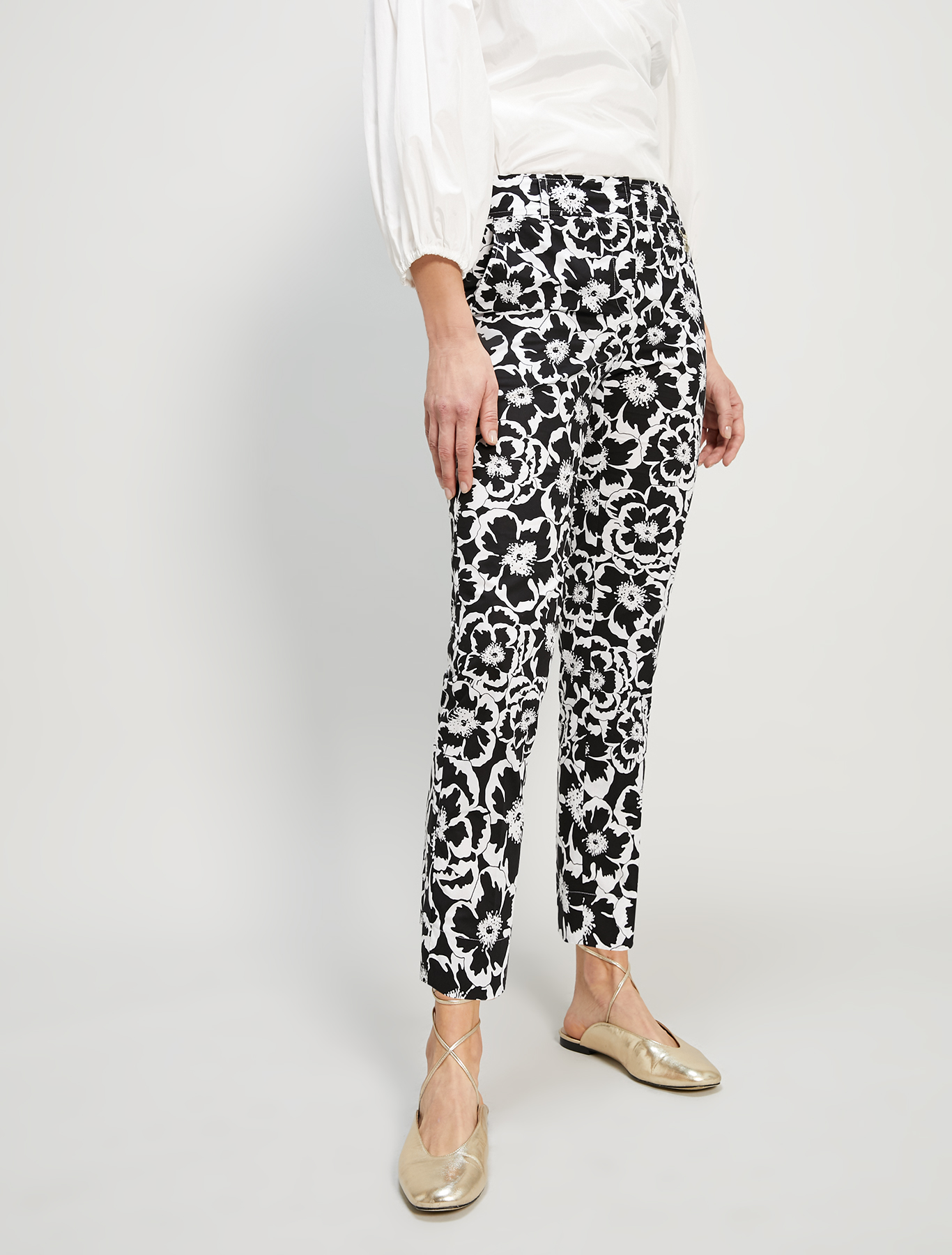 Floral poplin trousers, black pattern - Pennyblack Floral poplin trousers - black pattern - pennyblack