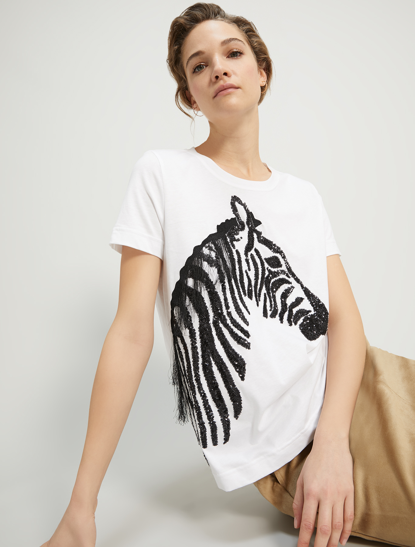 Embroidered sequin T-shirt, ivory - Pennyblack Embroidered sequin T-shirt - ivory - pennyblack