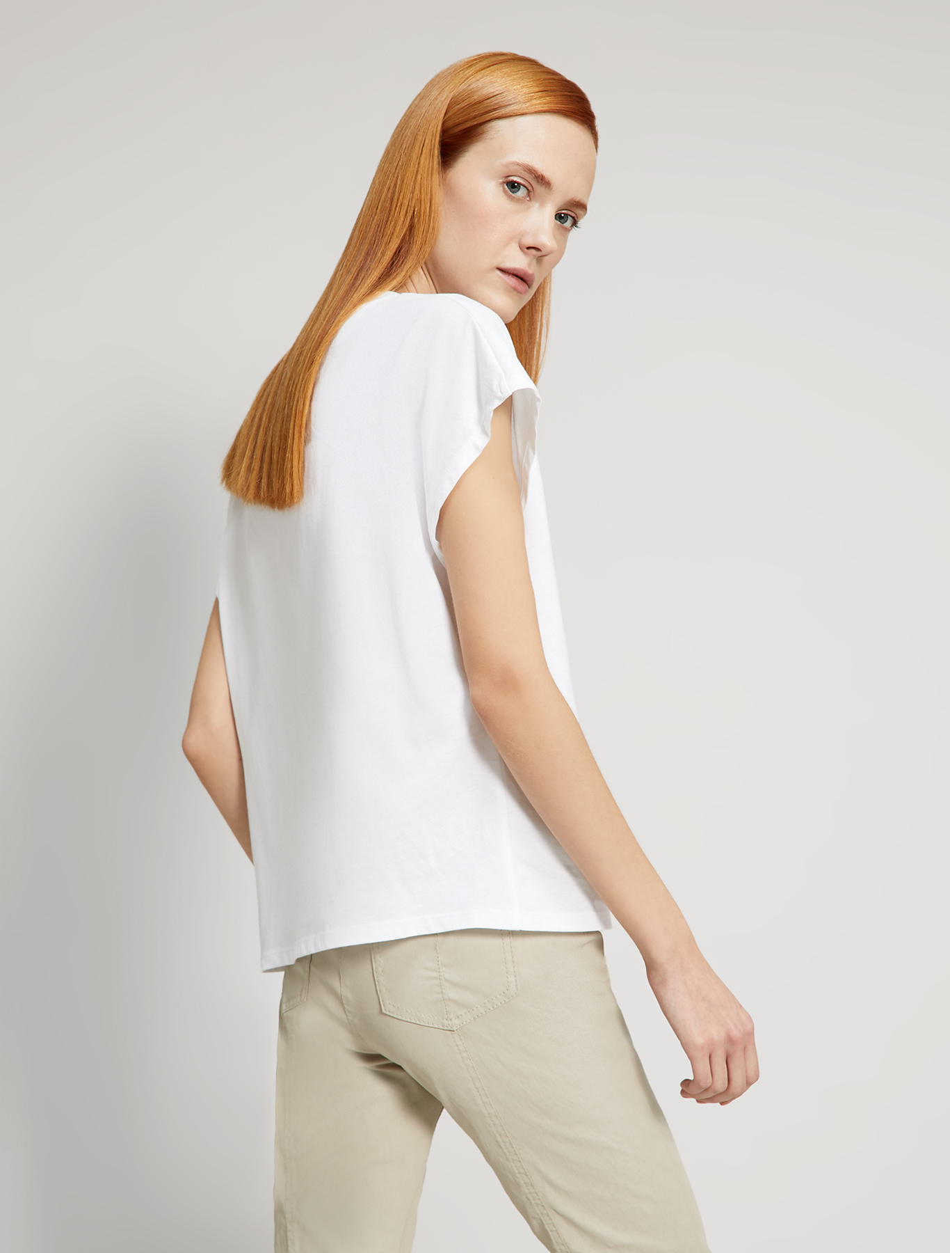 T-shirt with an embroidered sequin heart, white - Pennyblack T-shirt with an embroidered sequin heart - white - pennyblack