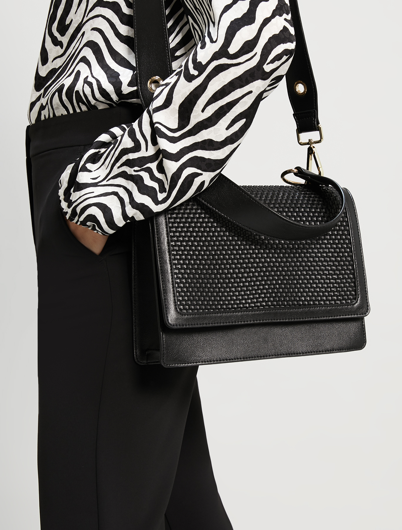 Woven shoulder bag, black - Pennyblack Woven shoulder bag - black - pennyblack