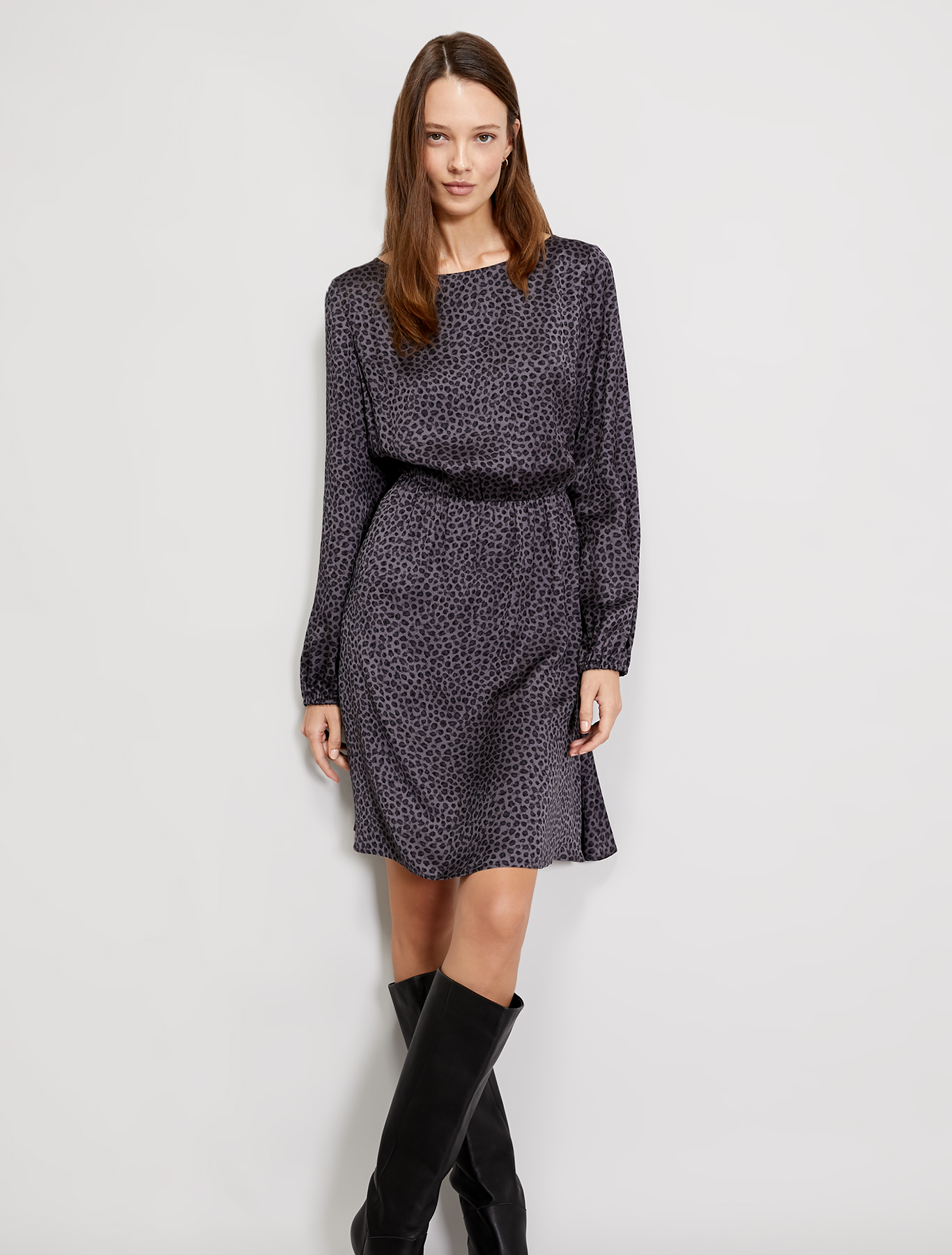 Spotted micro-patterned dress, dark grey pattern - Pennyblack Spotted micro-patterned dress - dark grey pattern - pennyblack