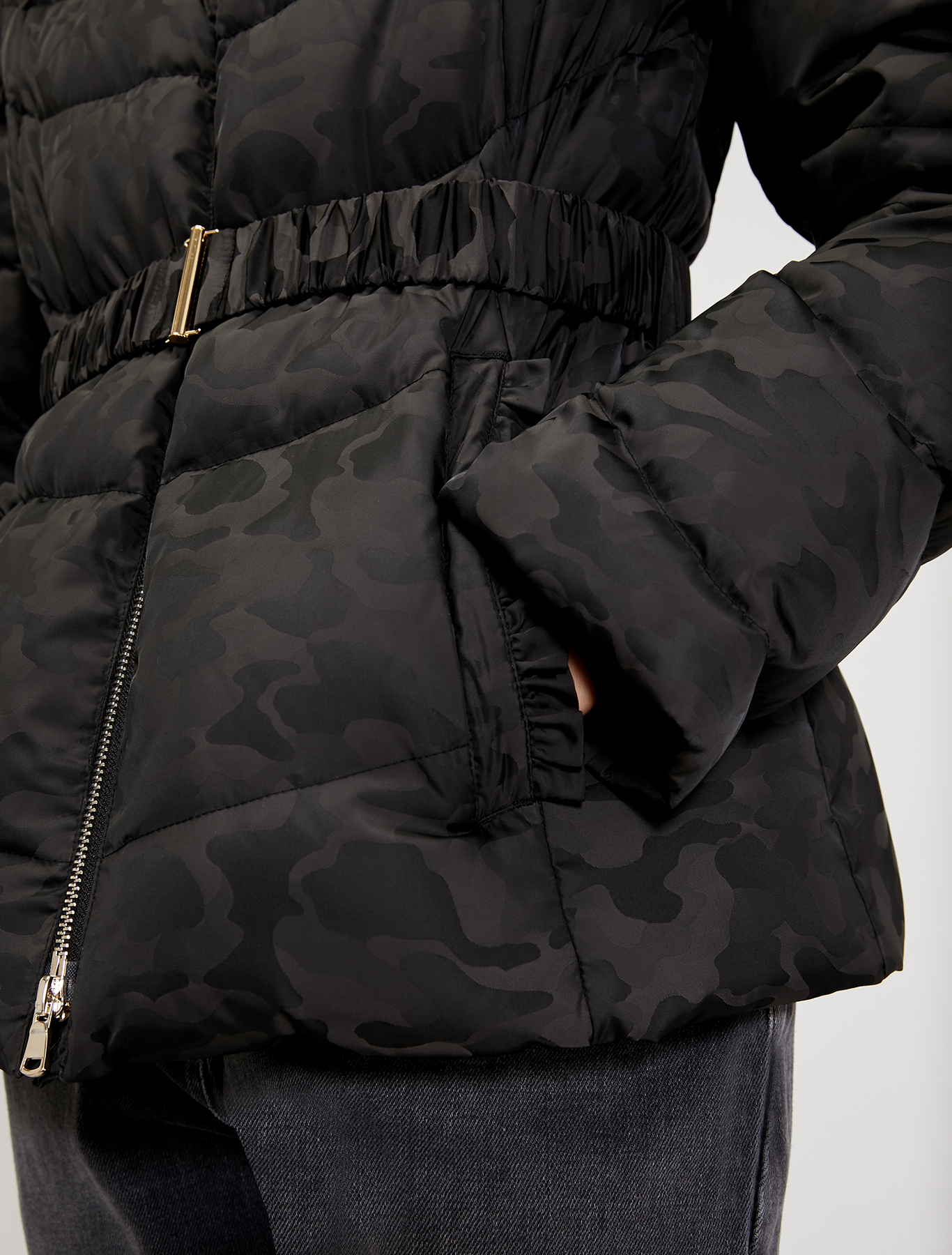 Camouflage patterned down jacket, dark grey pattern - Pennyblack Camouflage patterned down jacket - dark grey pattern - pennyblack
