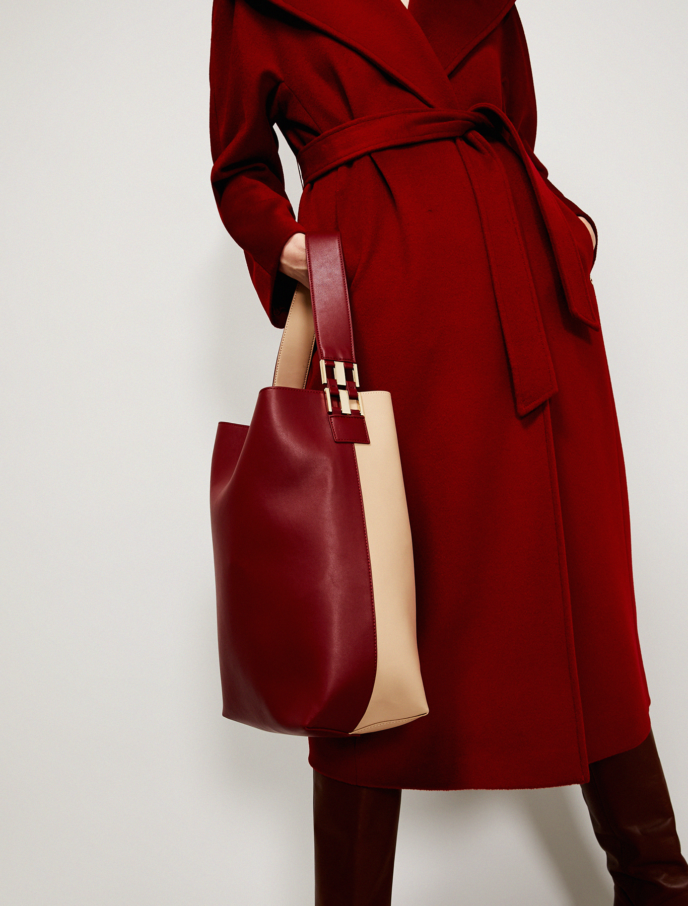 Maxi two-tone bucket bag, burgundy - Pennyblack Maxi two-tone bucket bag - burgundy - pennyblack