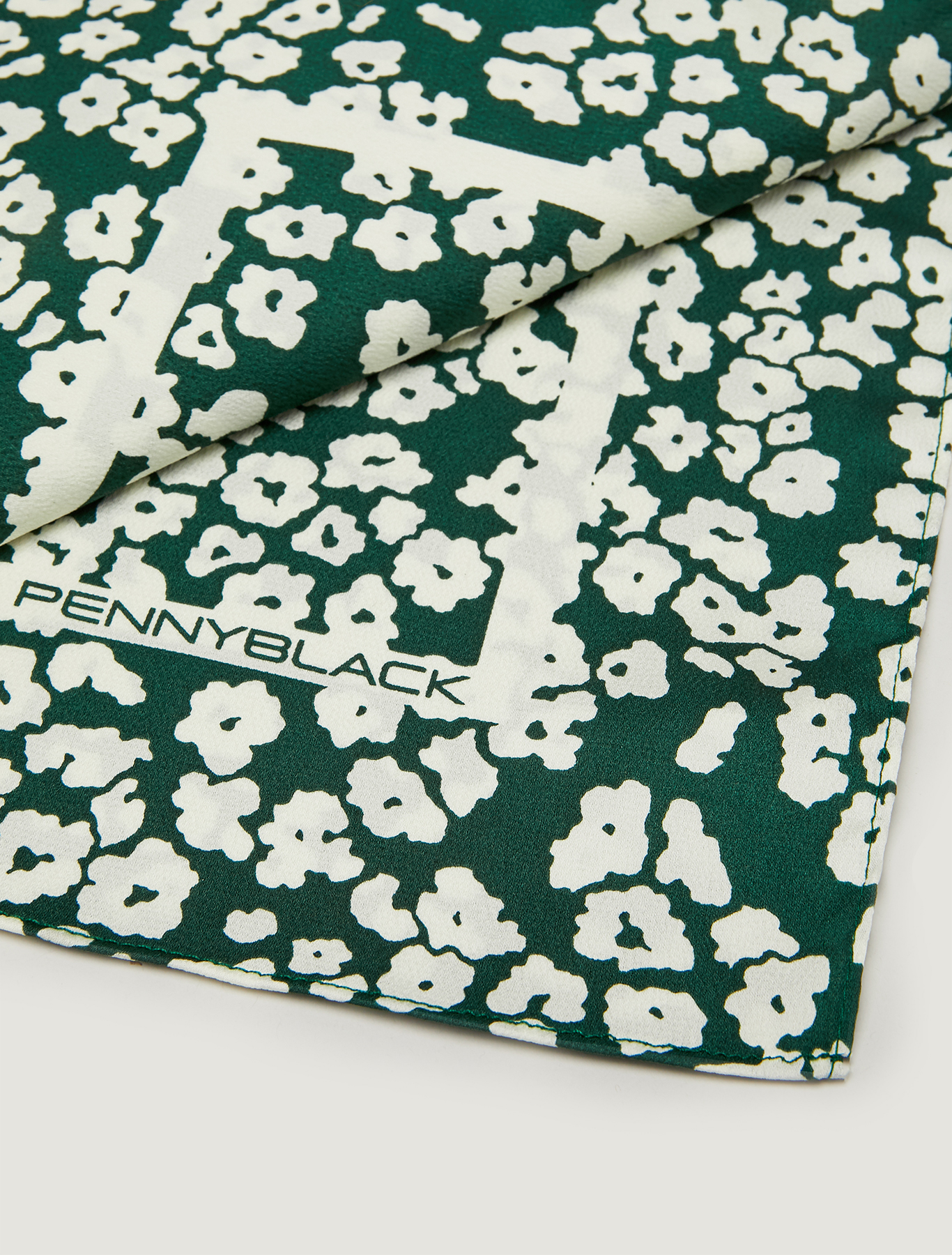 Fluid patterned stole, green - Pennyblack Fluid patterned stole - green - pennyblack
