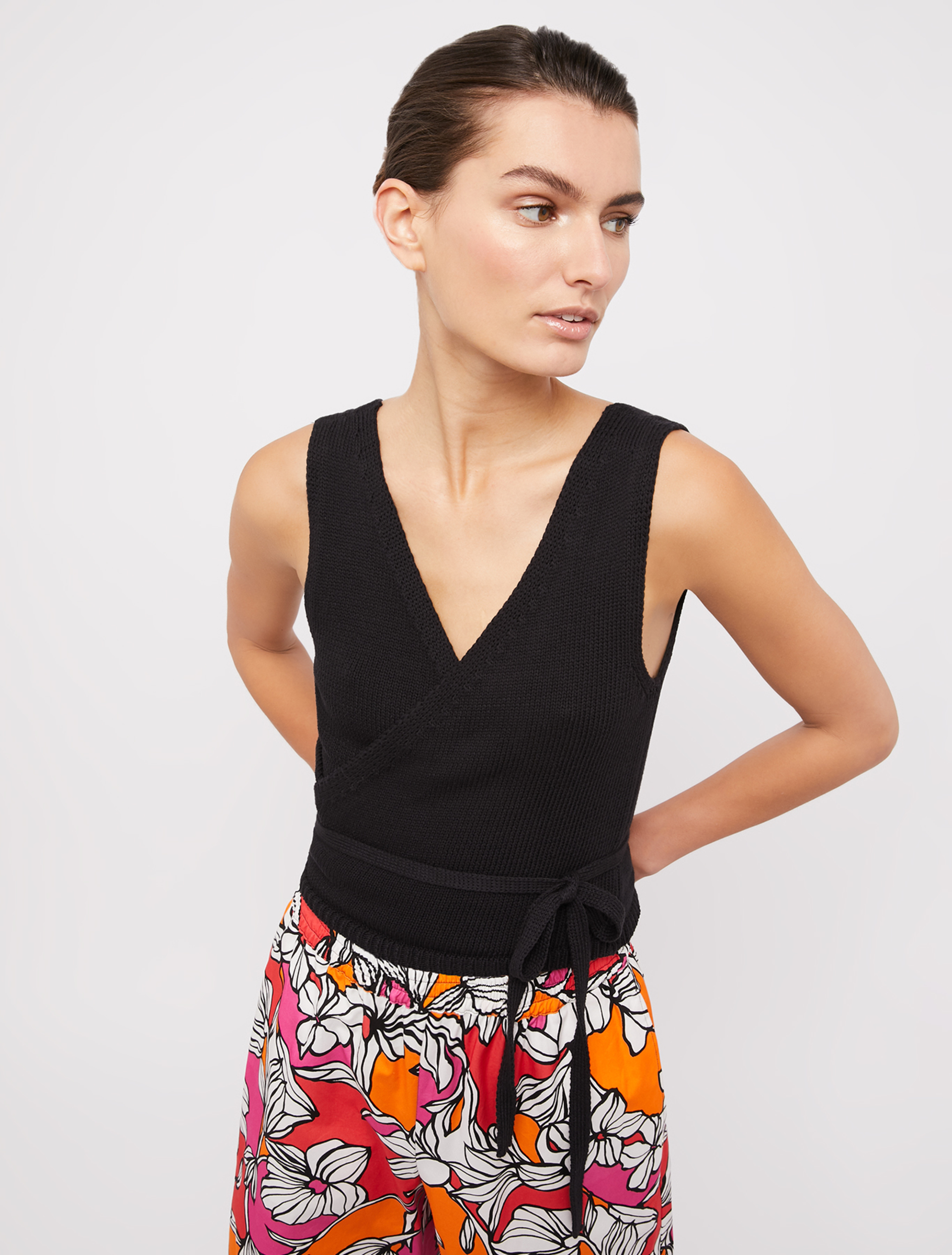 Knit wrap-around, black - Pennyblack Knit wrap-around - black - pennyblack