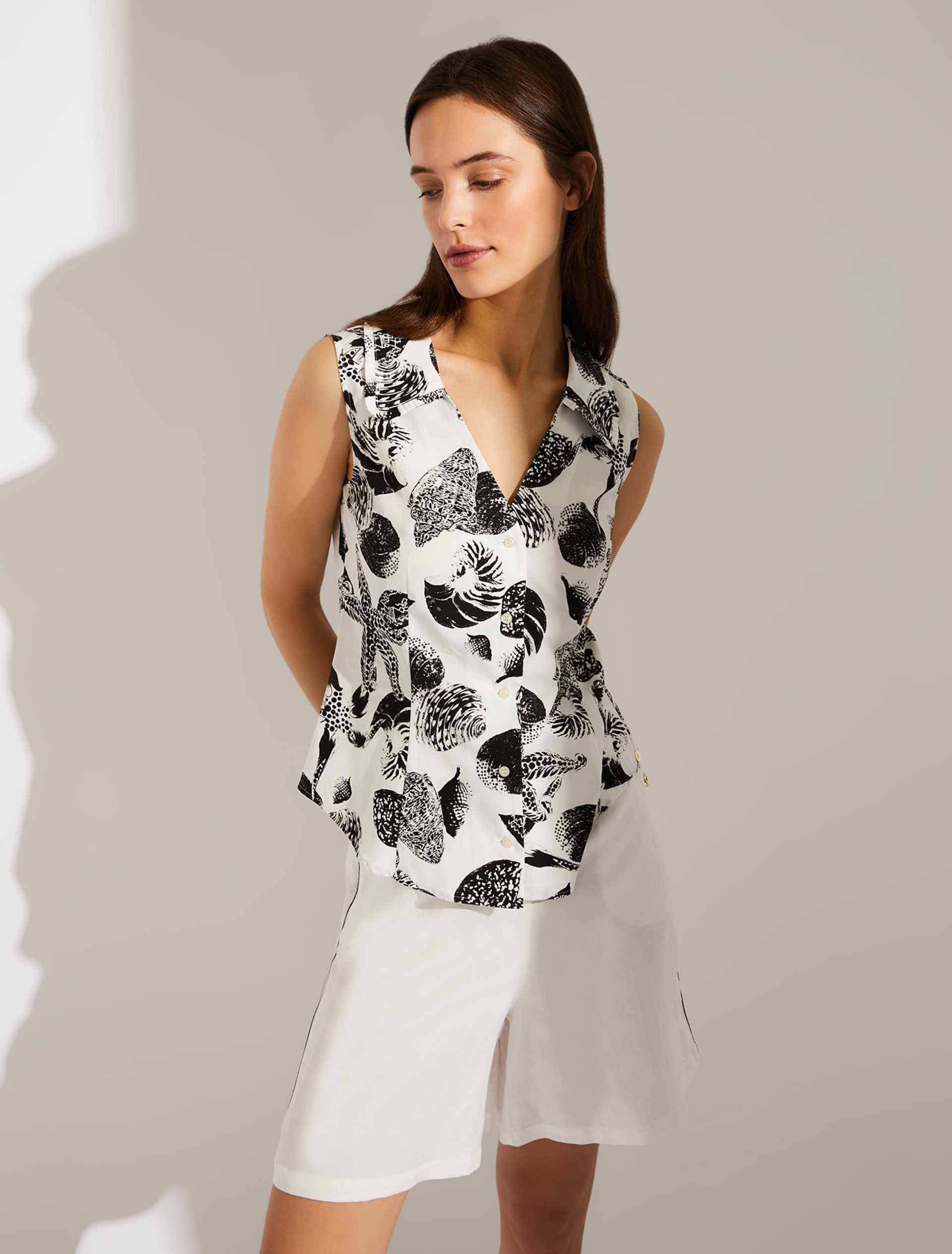 Sleeveless cotton shirt, black pattern - Pennyblack Sleeveless cotton shirt - black pattern - pennyblack