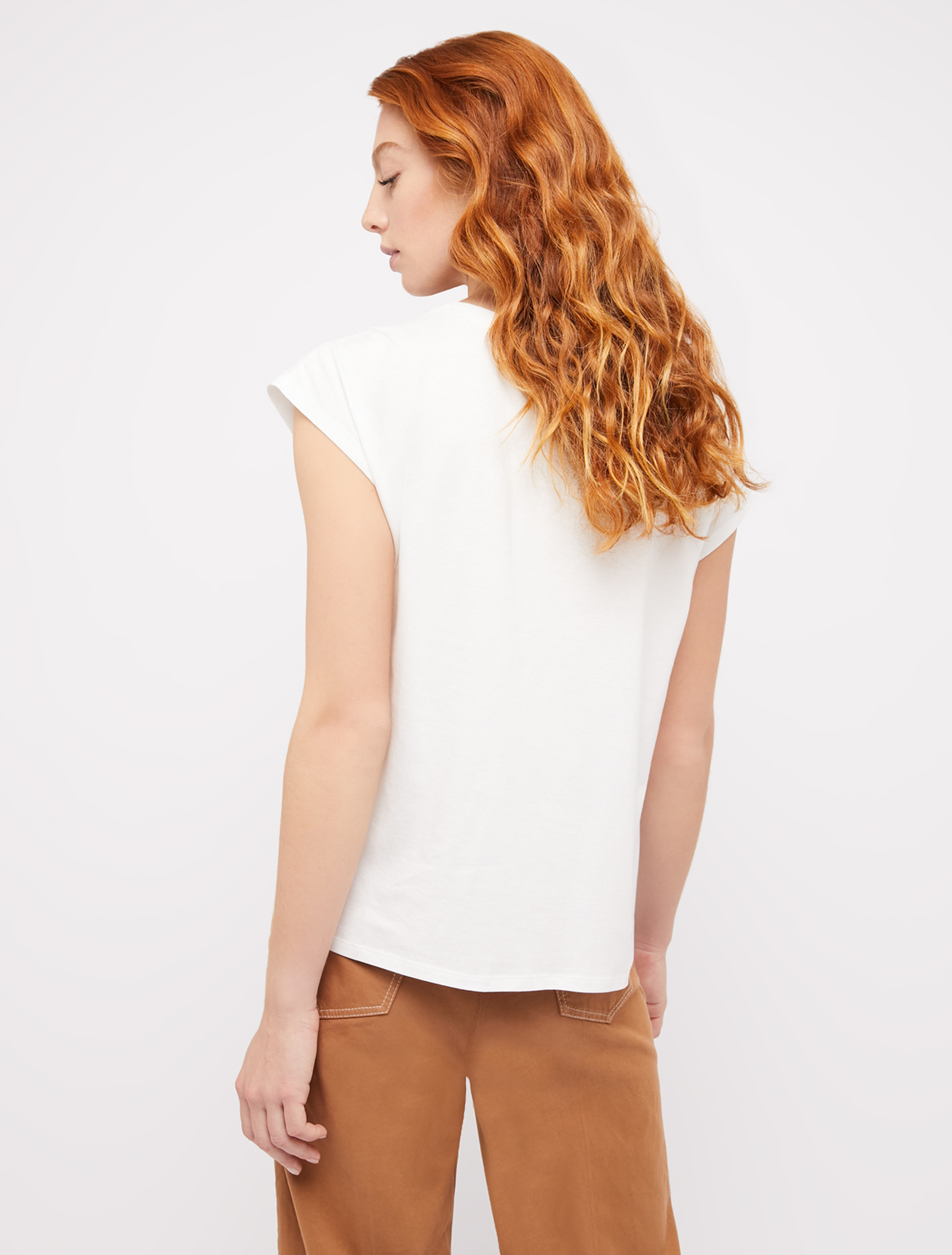 T-shirt with floral appliqués, white - Pennyblack T-shirt with floral appliqués - white - pennyblack