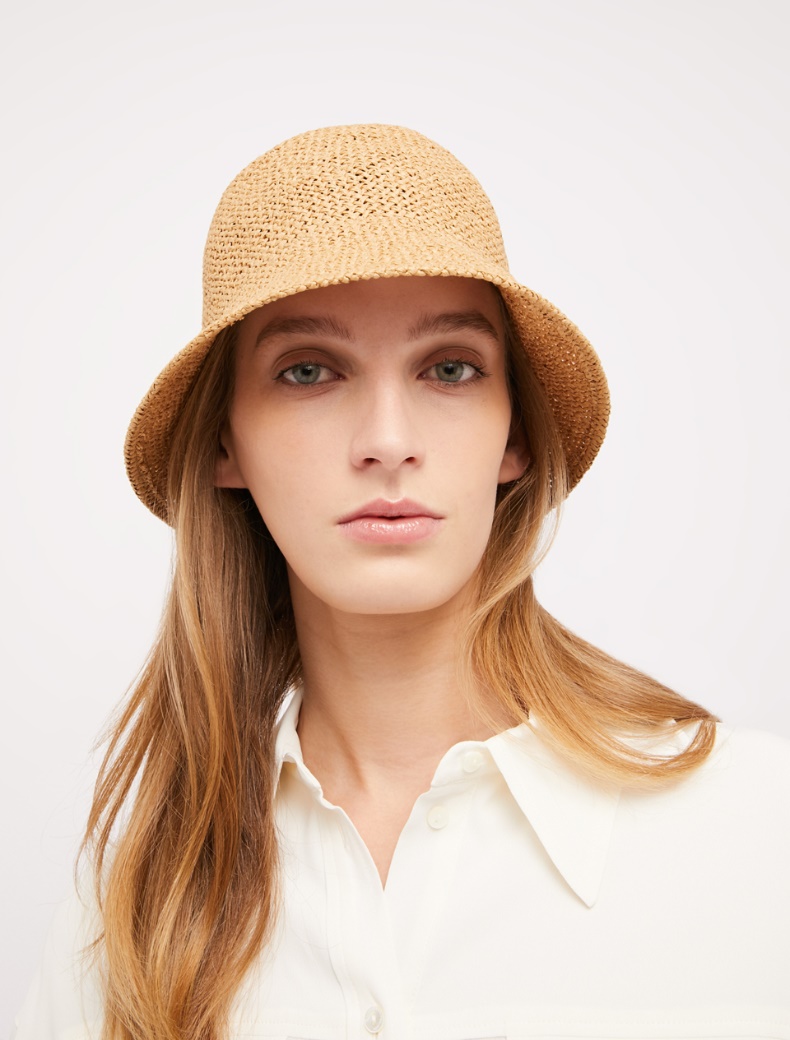 Woven cloche hat, beige - Pennyblack