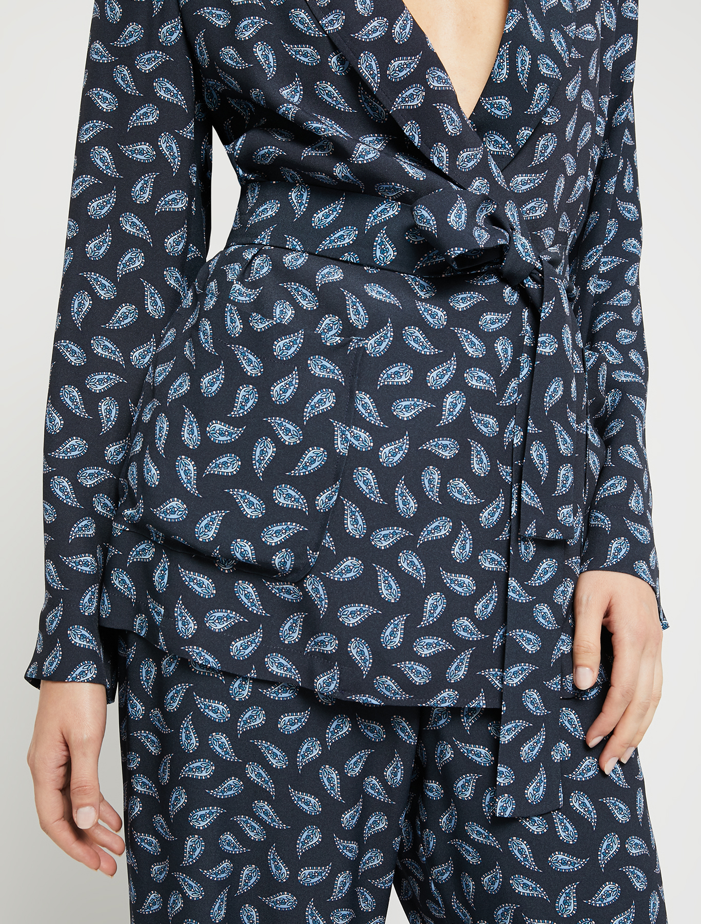 Patterned envers satin blazer, navy blue pattern | Pennyblack Patterned envers satin blazer - navy blue pattern - pennyblack