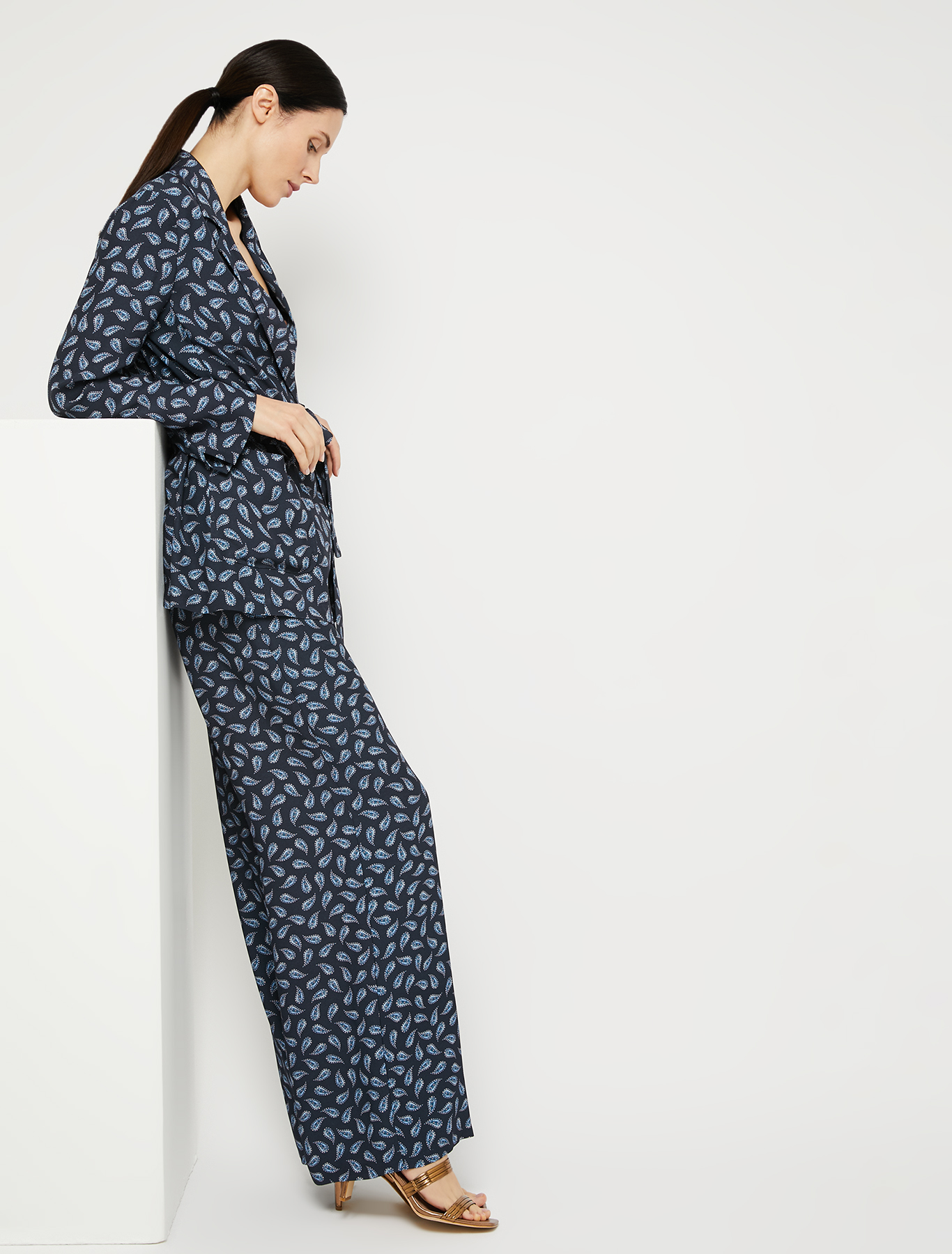 Patterned envers satin blazer, navy blue pattern | Pennyblack Patterned envers satin blazer - navy blue pattern - pennyblack