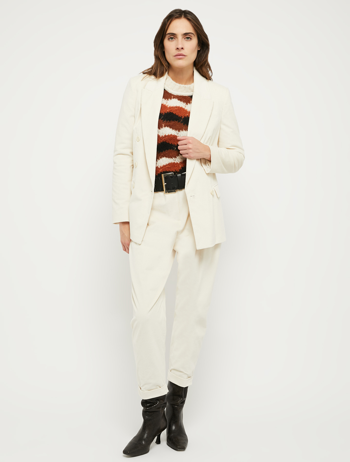 Carrot pants in corduroy, white | Pennyblack Carrot pants in corduroy - white - pennyblack