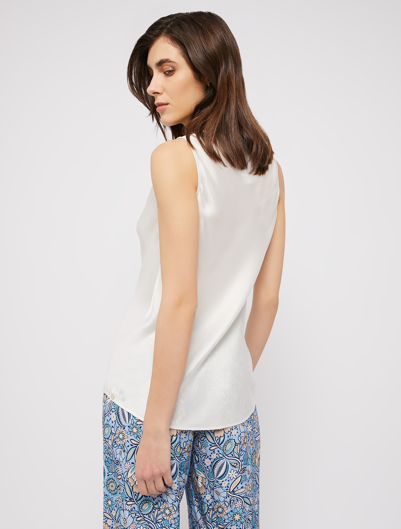 Flowing satin top, ivory | Pennyblack Flowing satin top - ivory - pennyblack