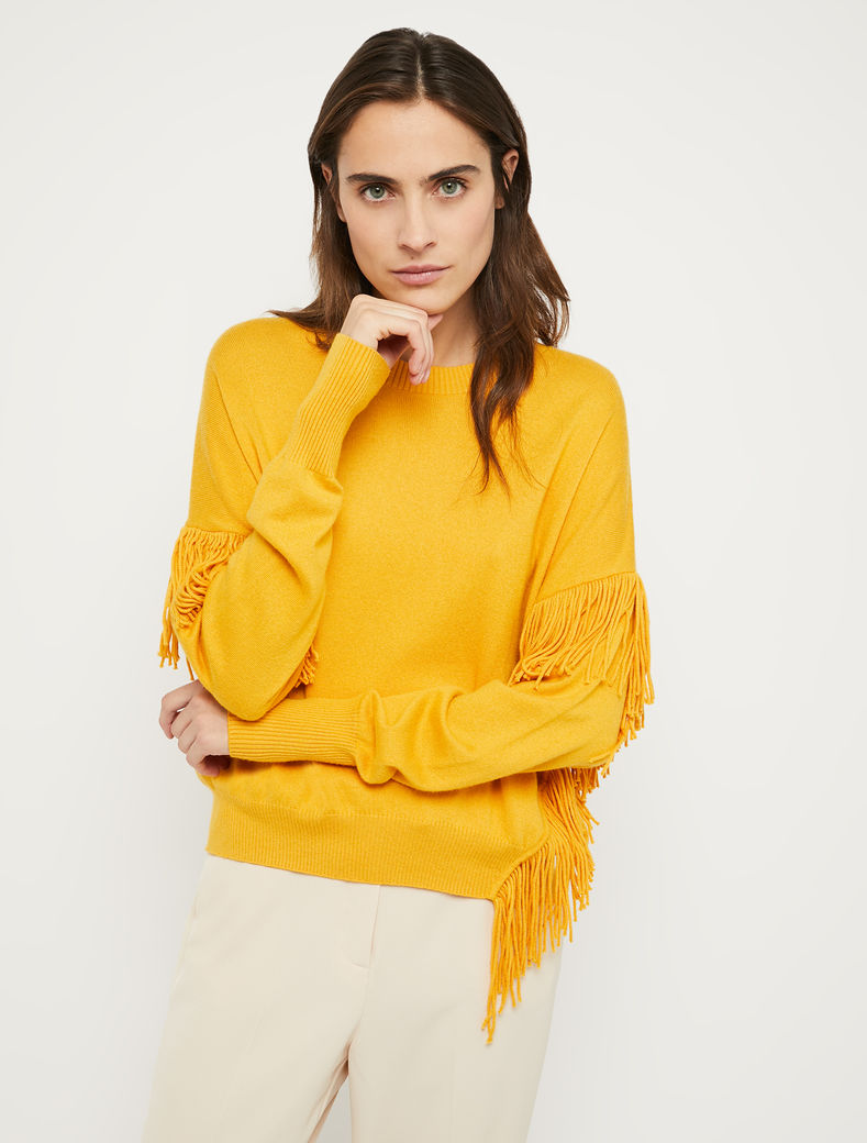 Crew-neck jumper with fringes, lemon 