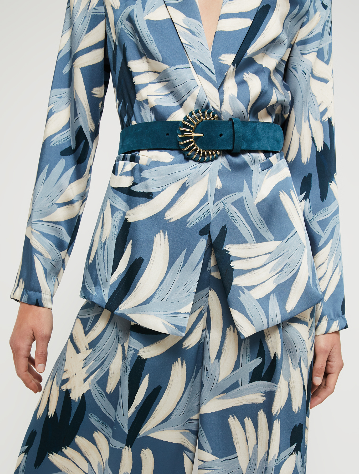 Belt with fan-shaped buckle, light blue | Pennyblack Belt with fan-shaped buckle - light blue - pennyblack