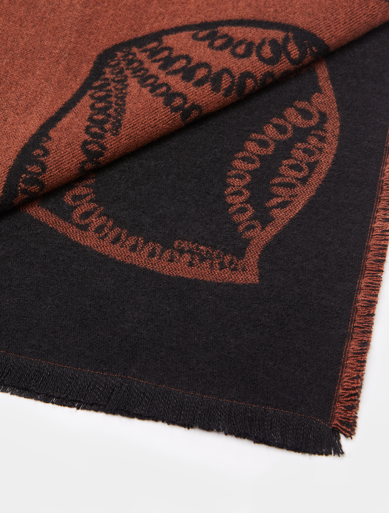 Jacquard patterned stole, brown | Pennyblack Jacquard patterned stole - brown - pennyblack