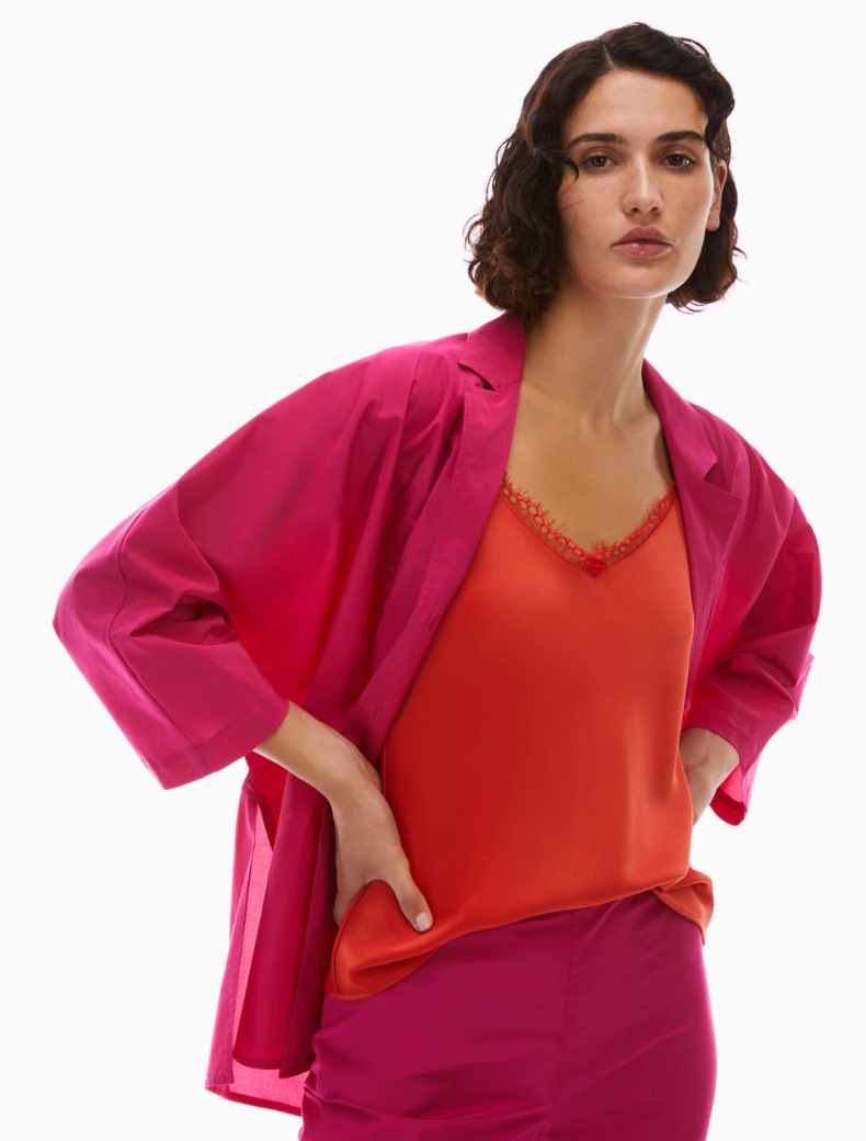 Maglia Di Pizzo Rosso Bordeaux Con Top Nero – Black Premium By EMP, Taglia Regular, Scollo Rotondo