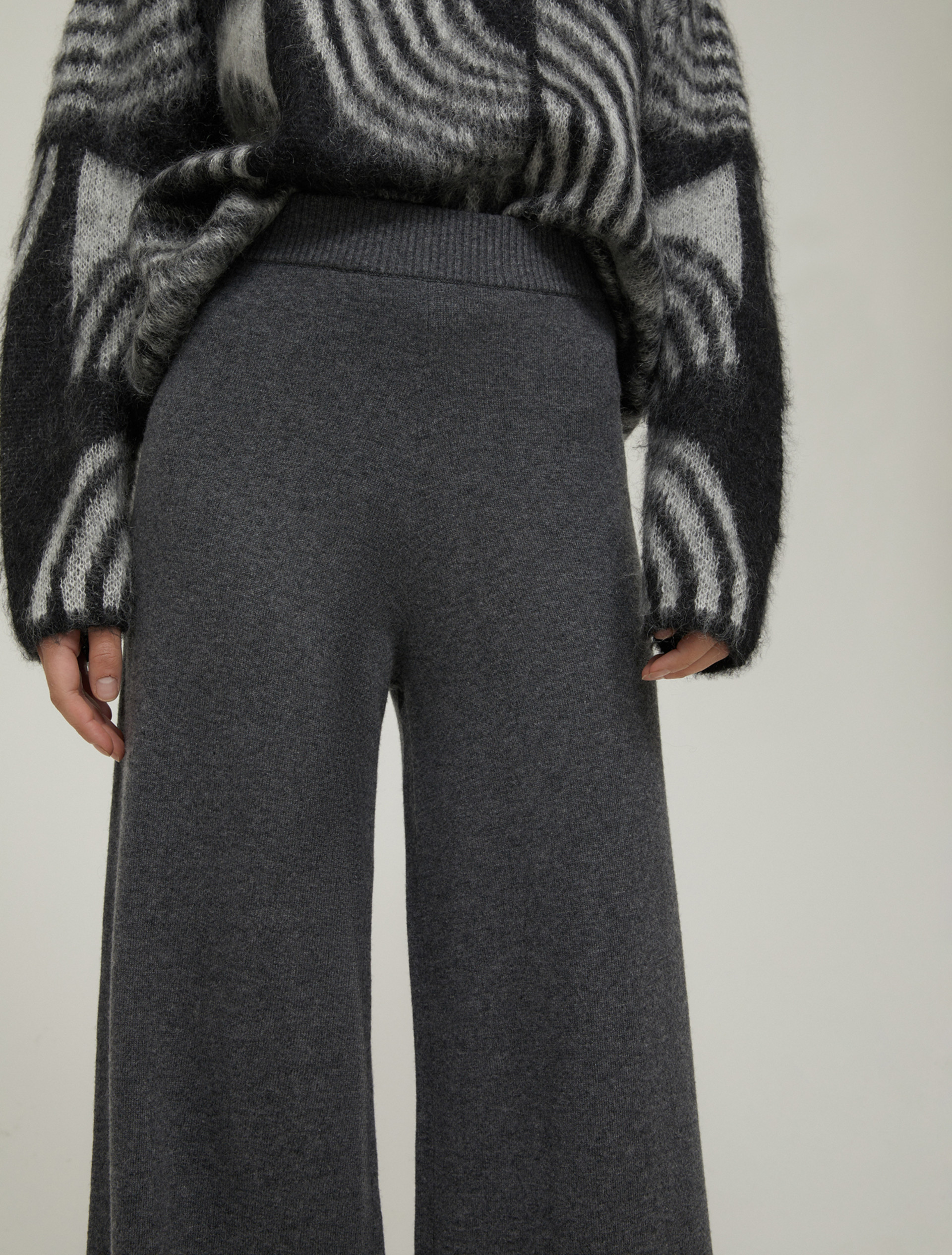 Pantaloni ampi in maglia - GRIGIO SCURO MELANGE - pennyblack