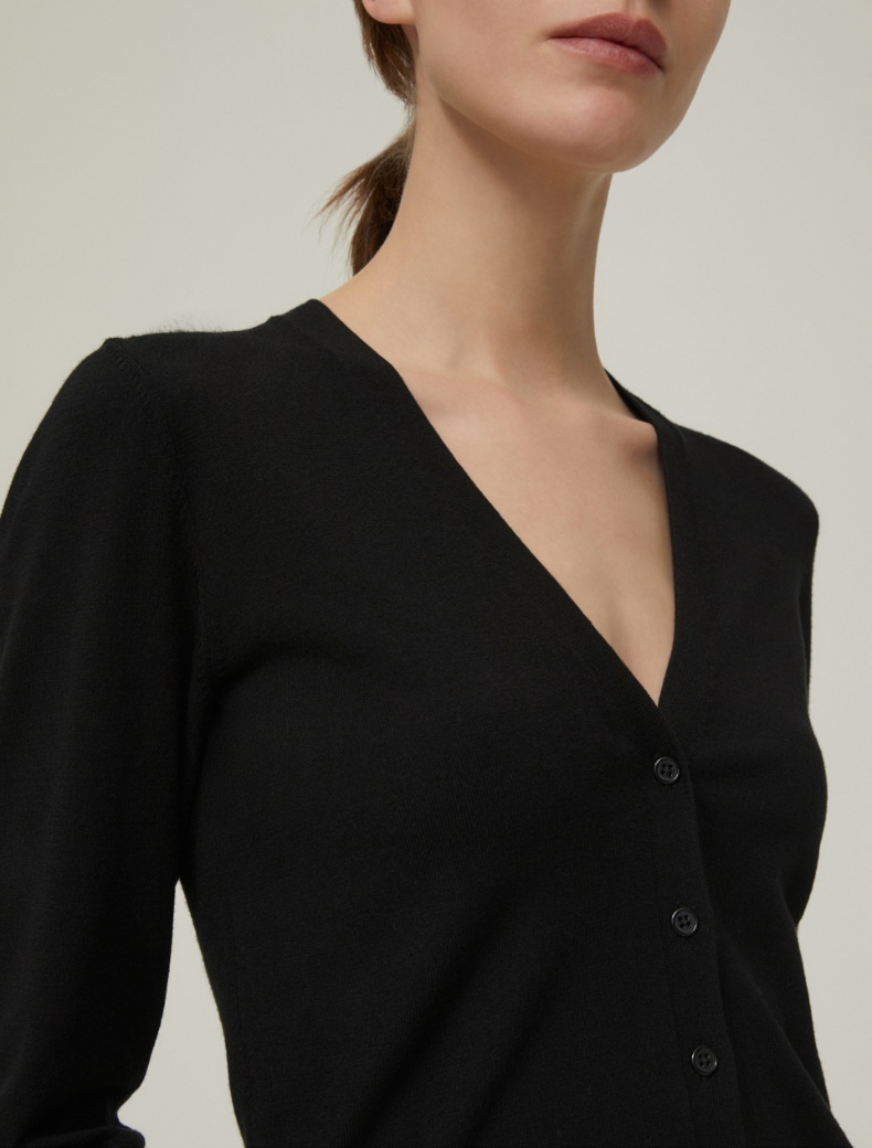 Slim-fit stretch knit cardigan - BLACK - pennyblack