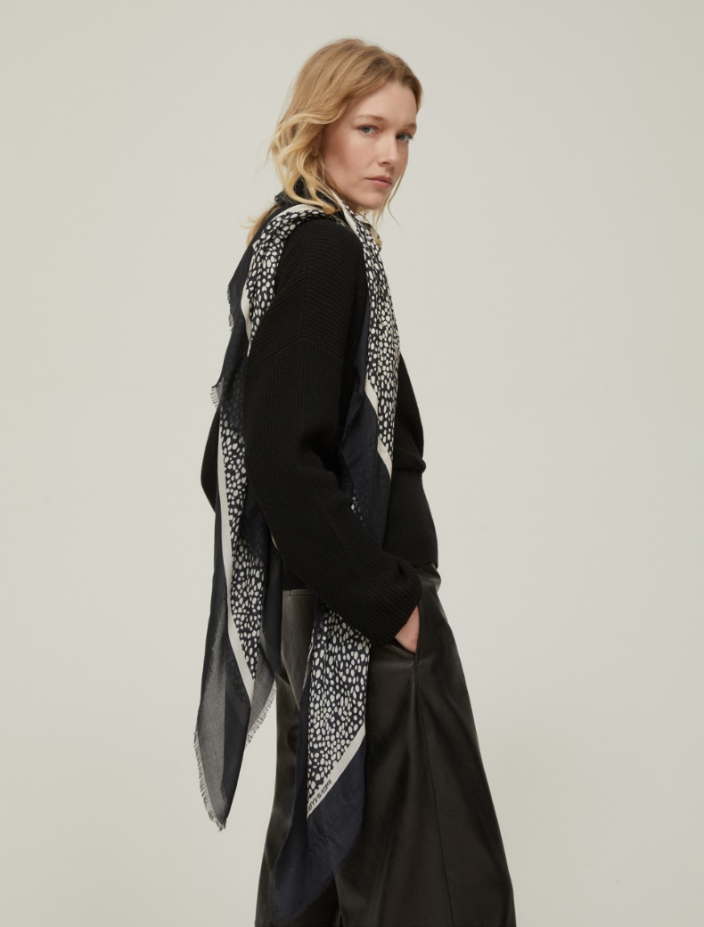 Printed modal stole - BLACK - pennyblack