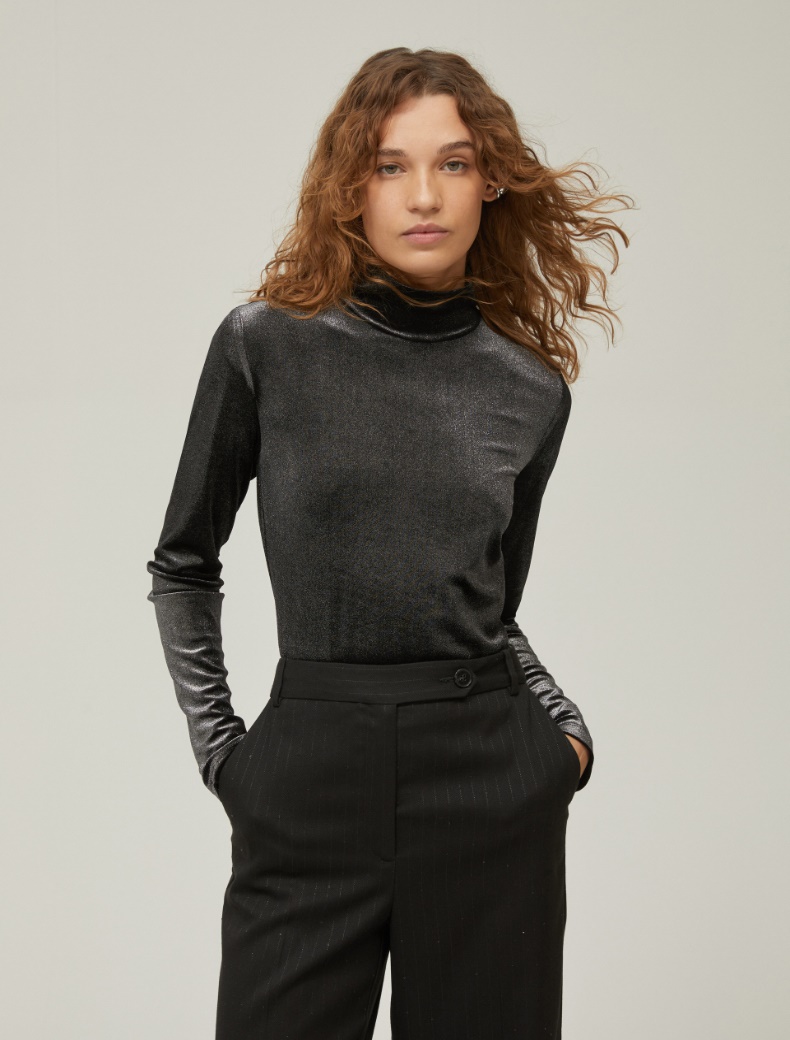 Laminated jersey mock polo-neck sweater Laminated jersey mock polo-neck sweater - SILVER - pennyblack