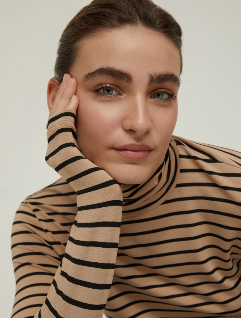 Stretch jersey polo-neck sweater - CAMEL - pennyblack