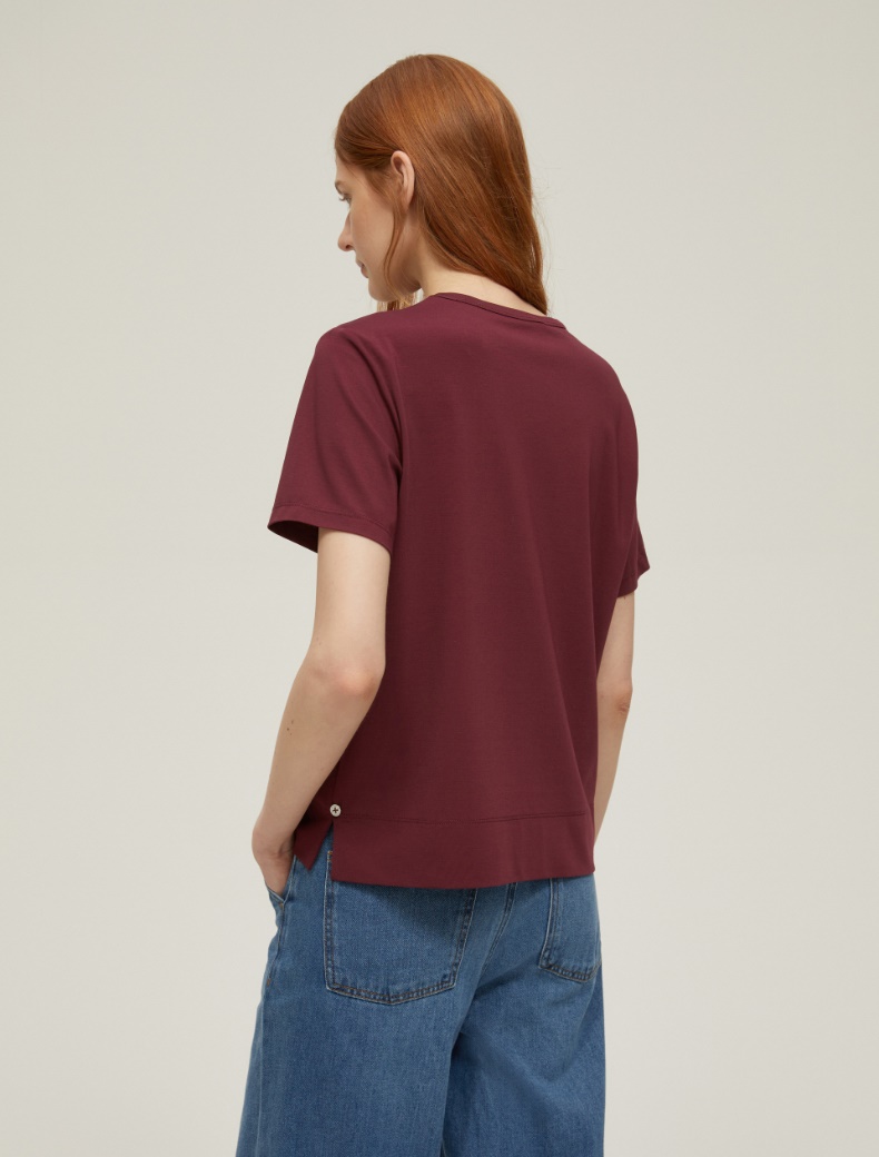 Embroidered emblem T-shirt - BORDEAUX - pennyblack