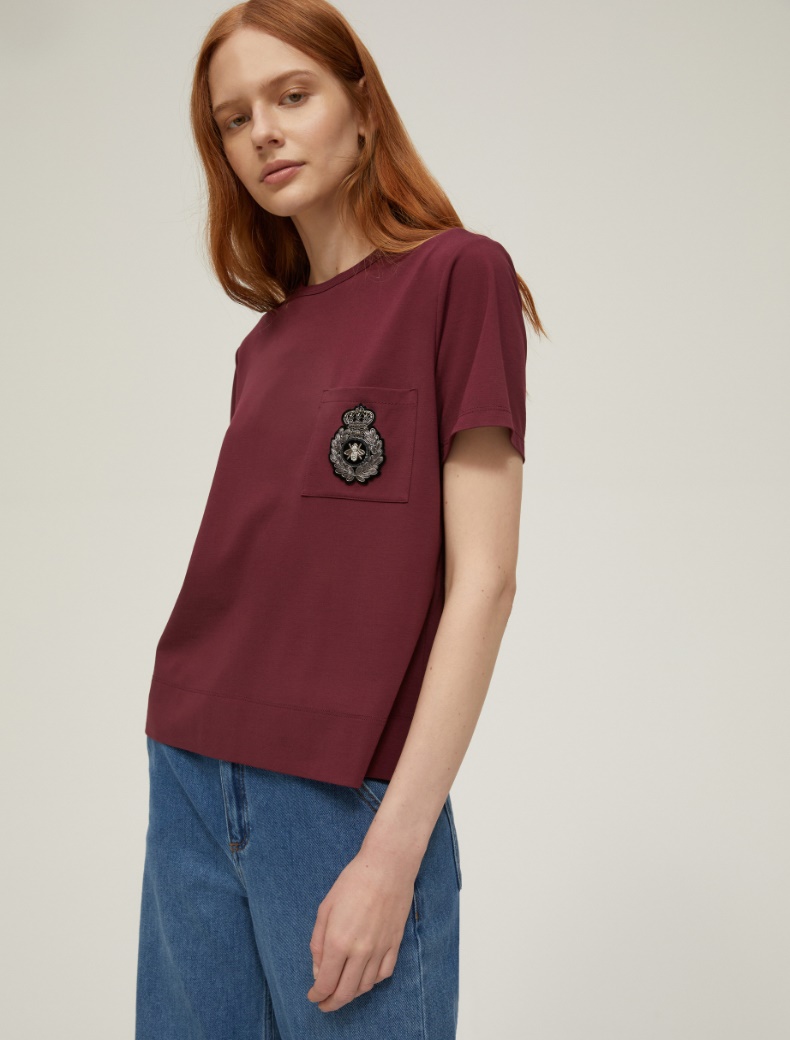 Embroidered emblem T-shirt - BORDEAUX - pennyblack