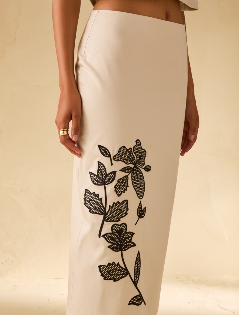 Pencil skirt with embroidery - IVORY - pennyblack