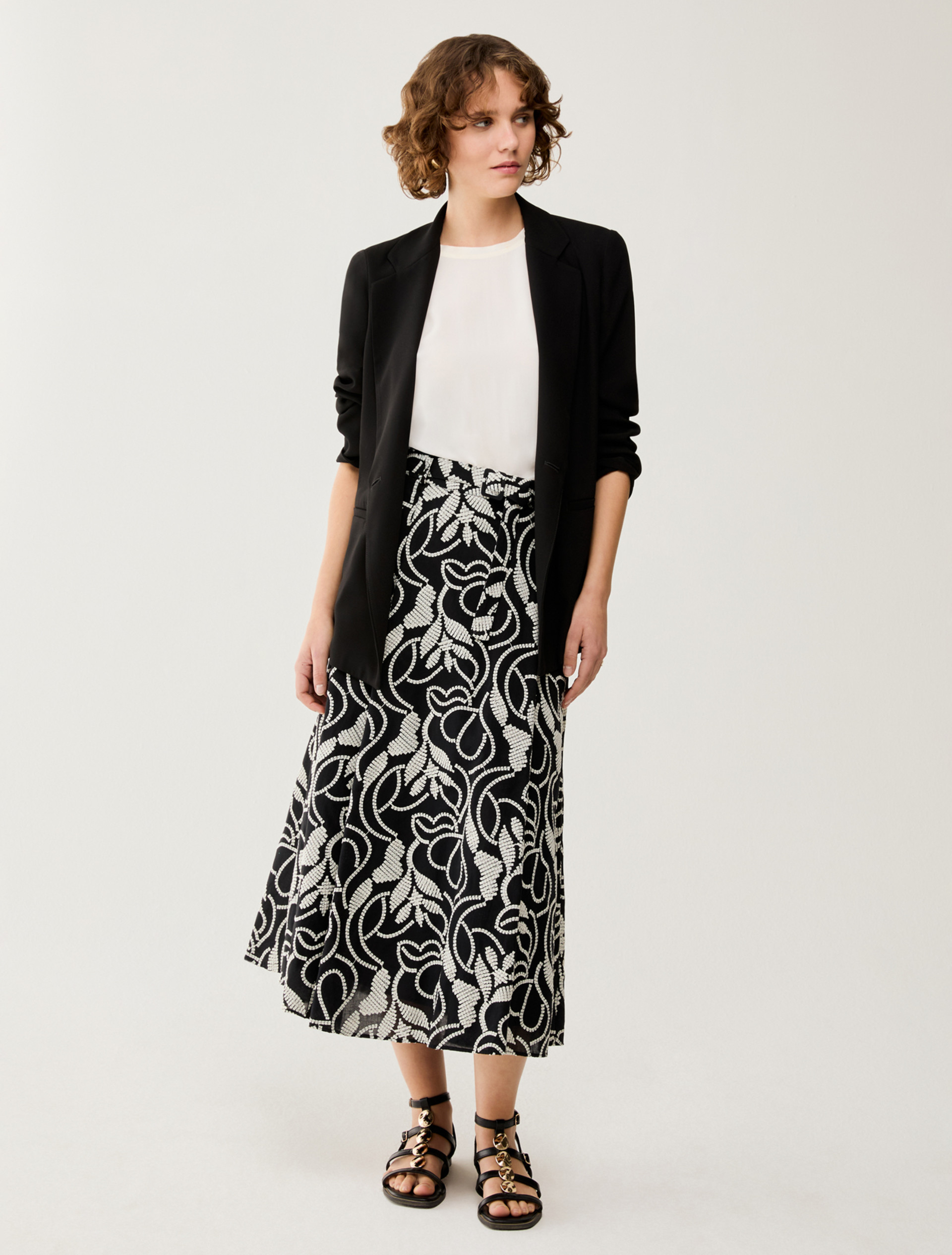 Midi skirt in embroidered muslin - BLACK - pennyblack